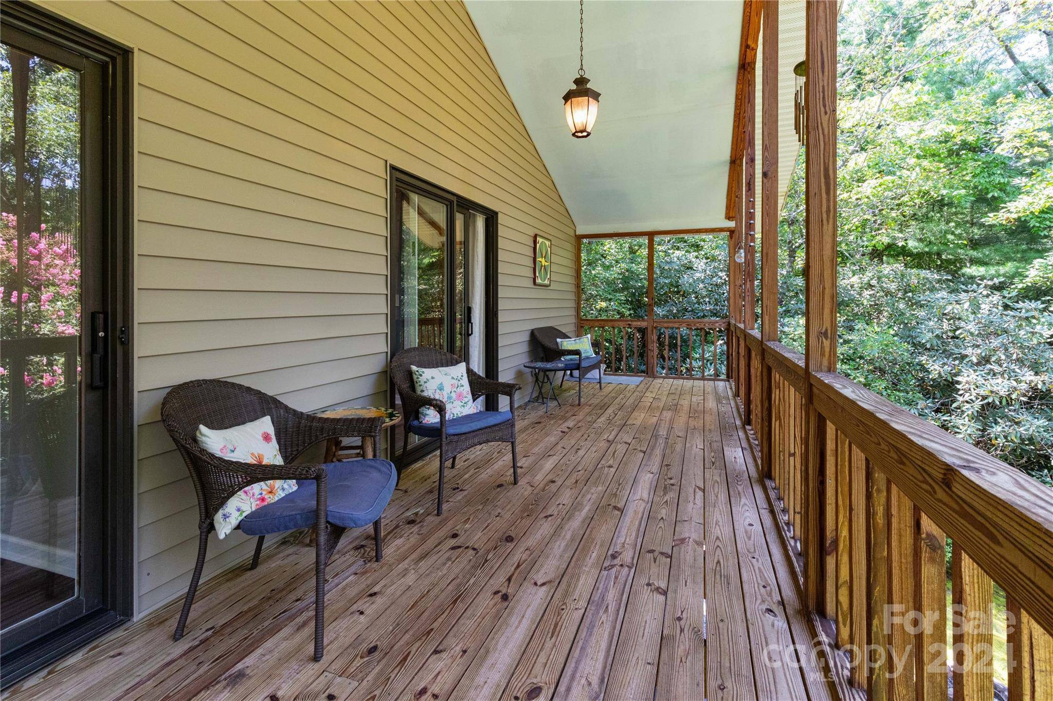 Pisgah Forest, NC 28768,401 Silver Fox LN