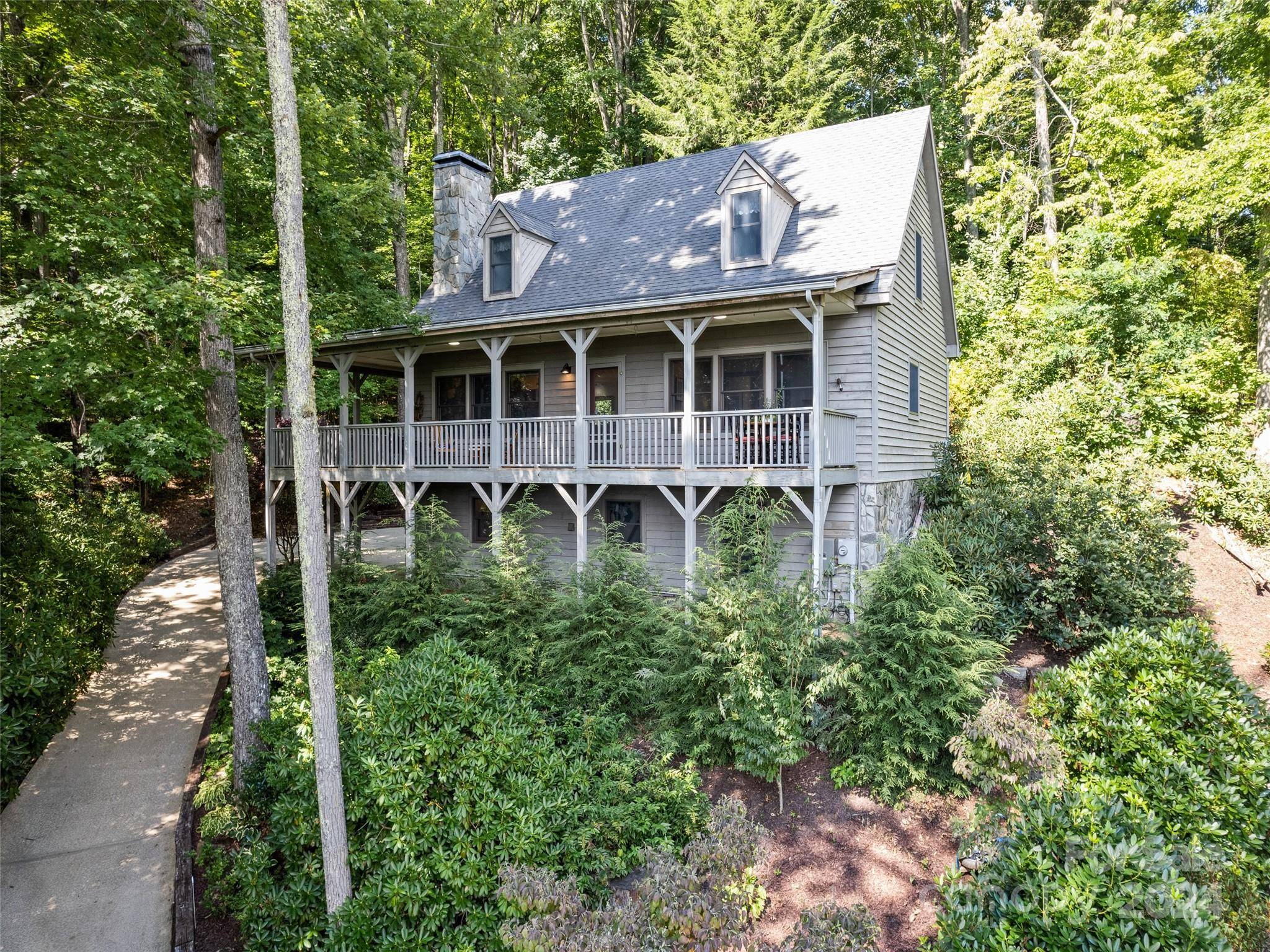 Waynesville, NC 28786,710 Falcon Ridge None