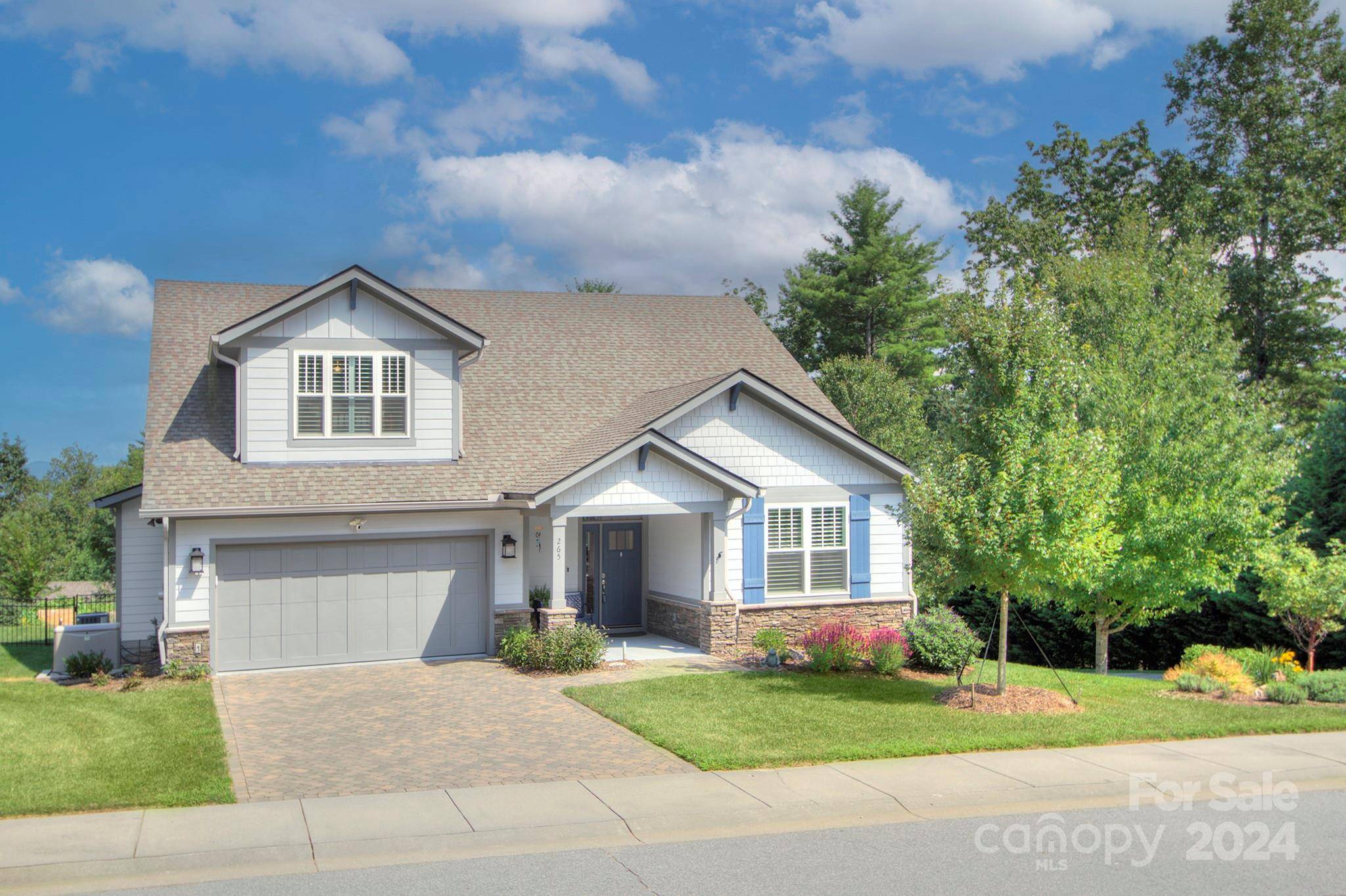 Hendersonville, NC 28739,265 Hogans View CIR