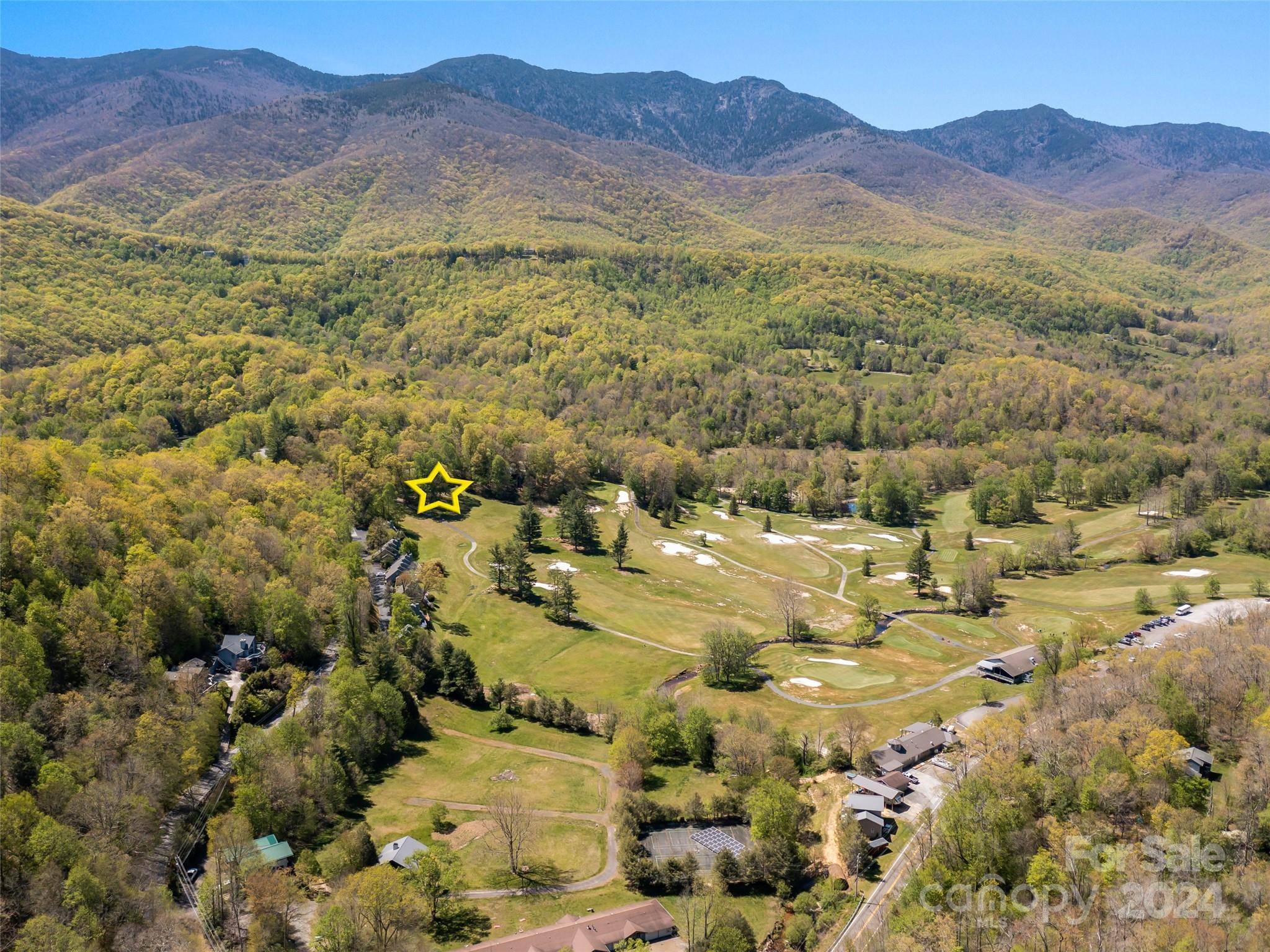 Burnsville, NC 28714,357 Fairway LOOP