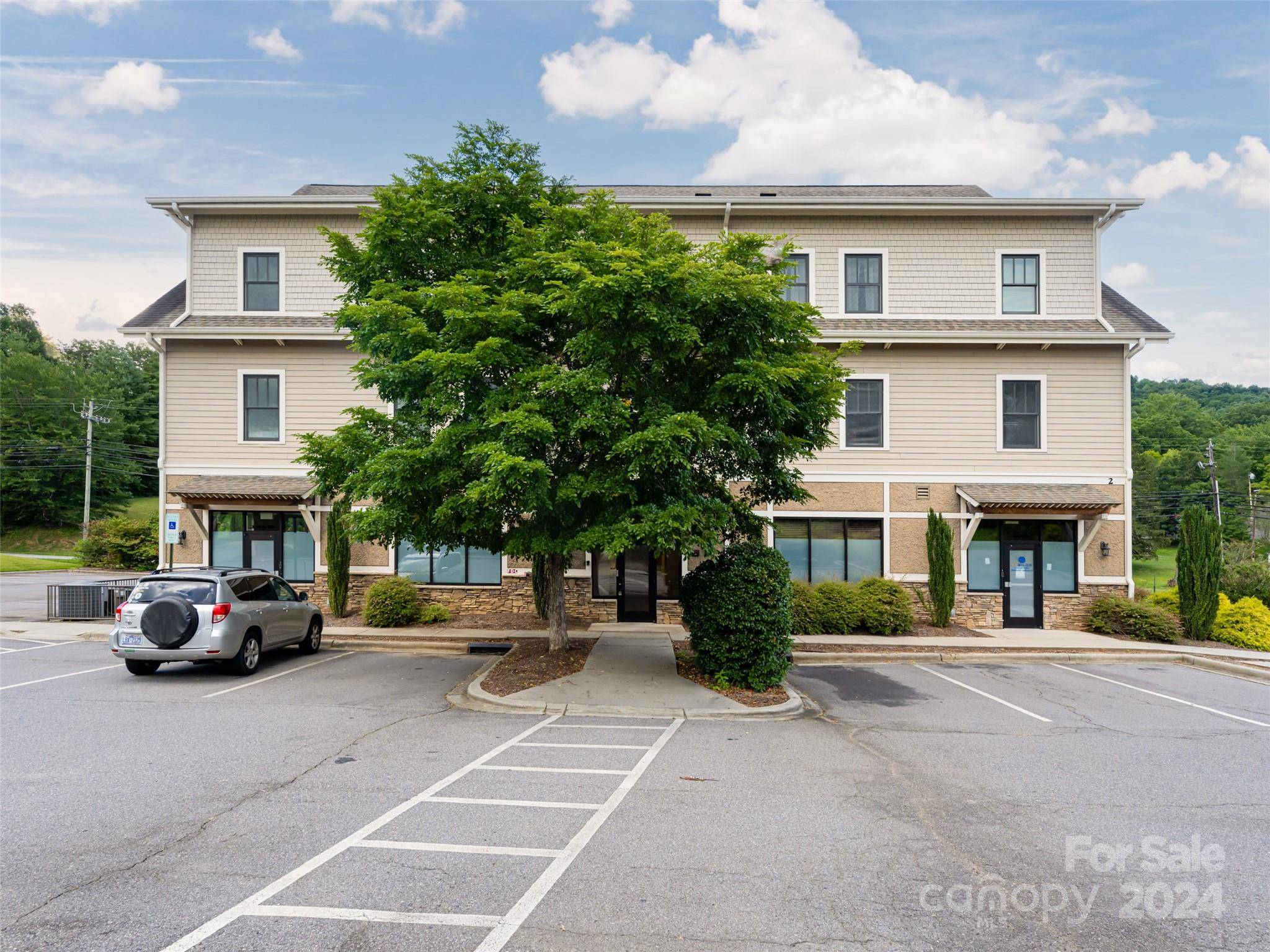 Weaverville, NC 28787,2 Monticello Village DR #302