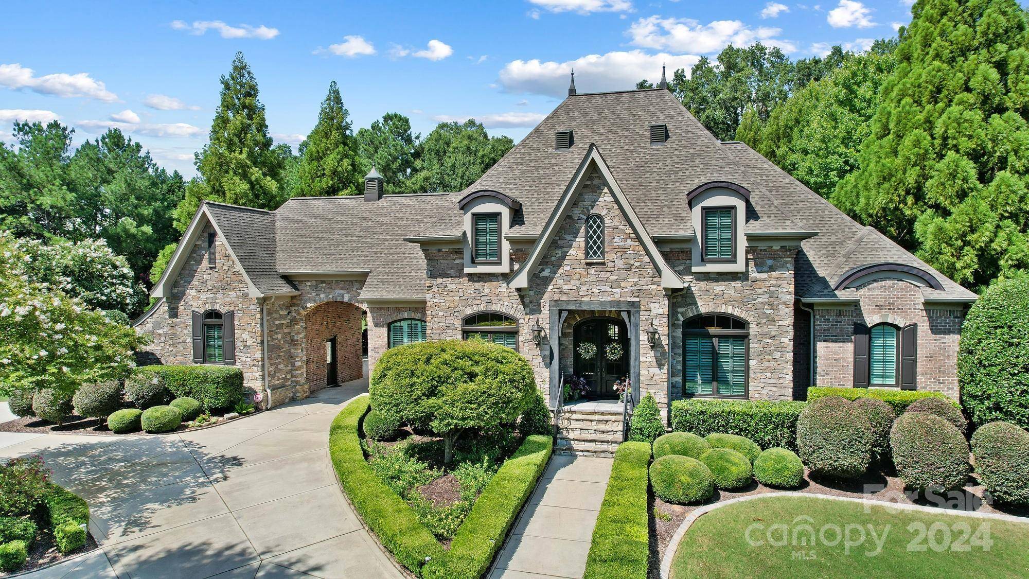 Waxhaw, NC 28173,301 Lochaven RD