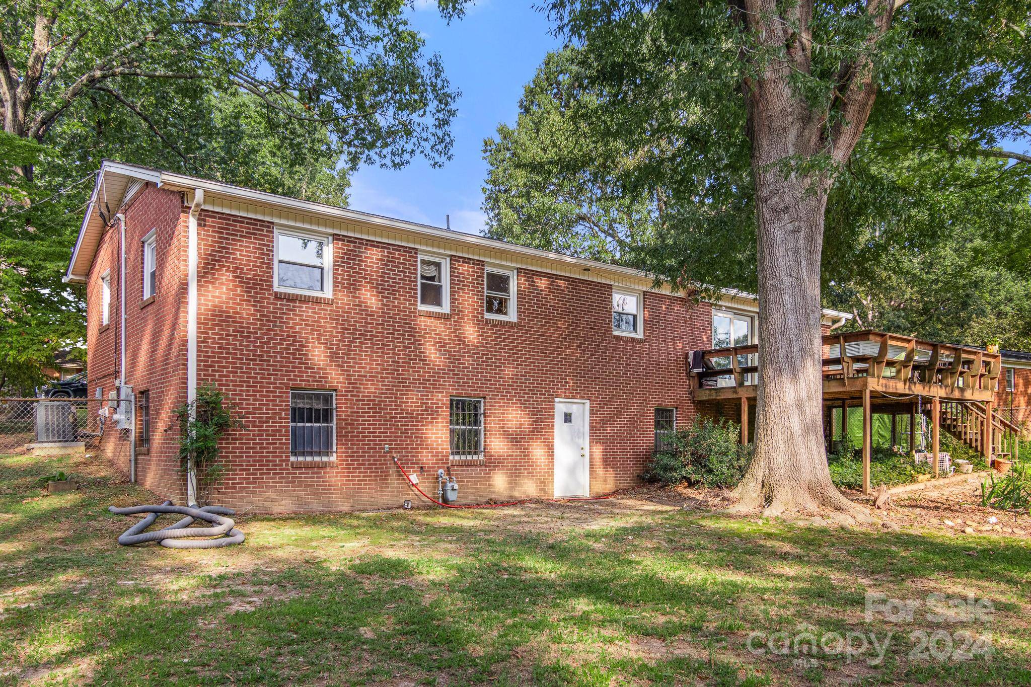 Shelby, NC 28150,1573 Timberlake DR