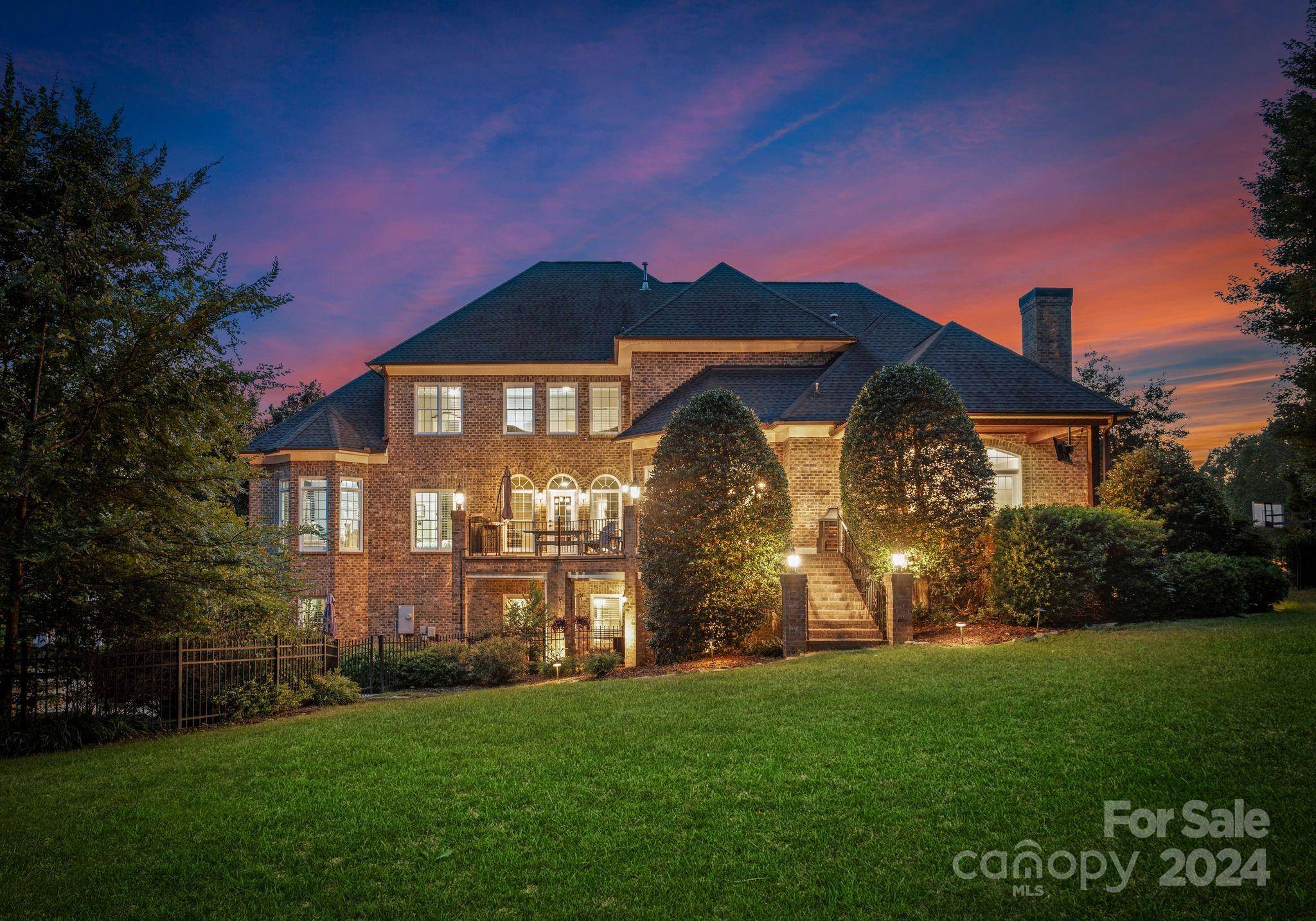 Waxhaw, NC 28173,1001 Medinah CT