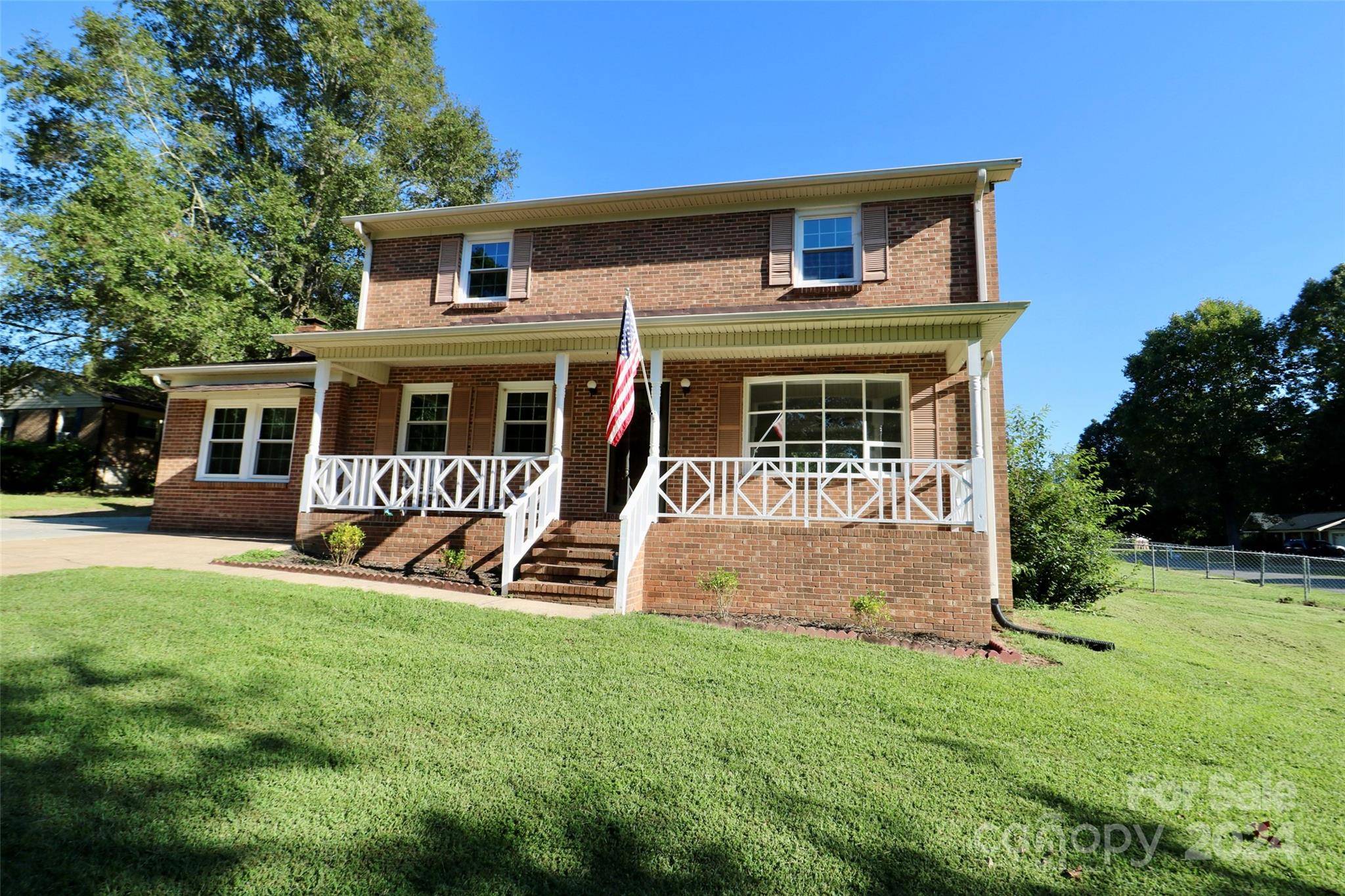 Kings Mountain, NC 28086,305 Plantation DR