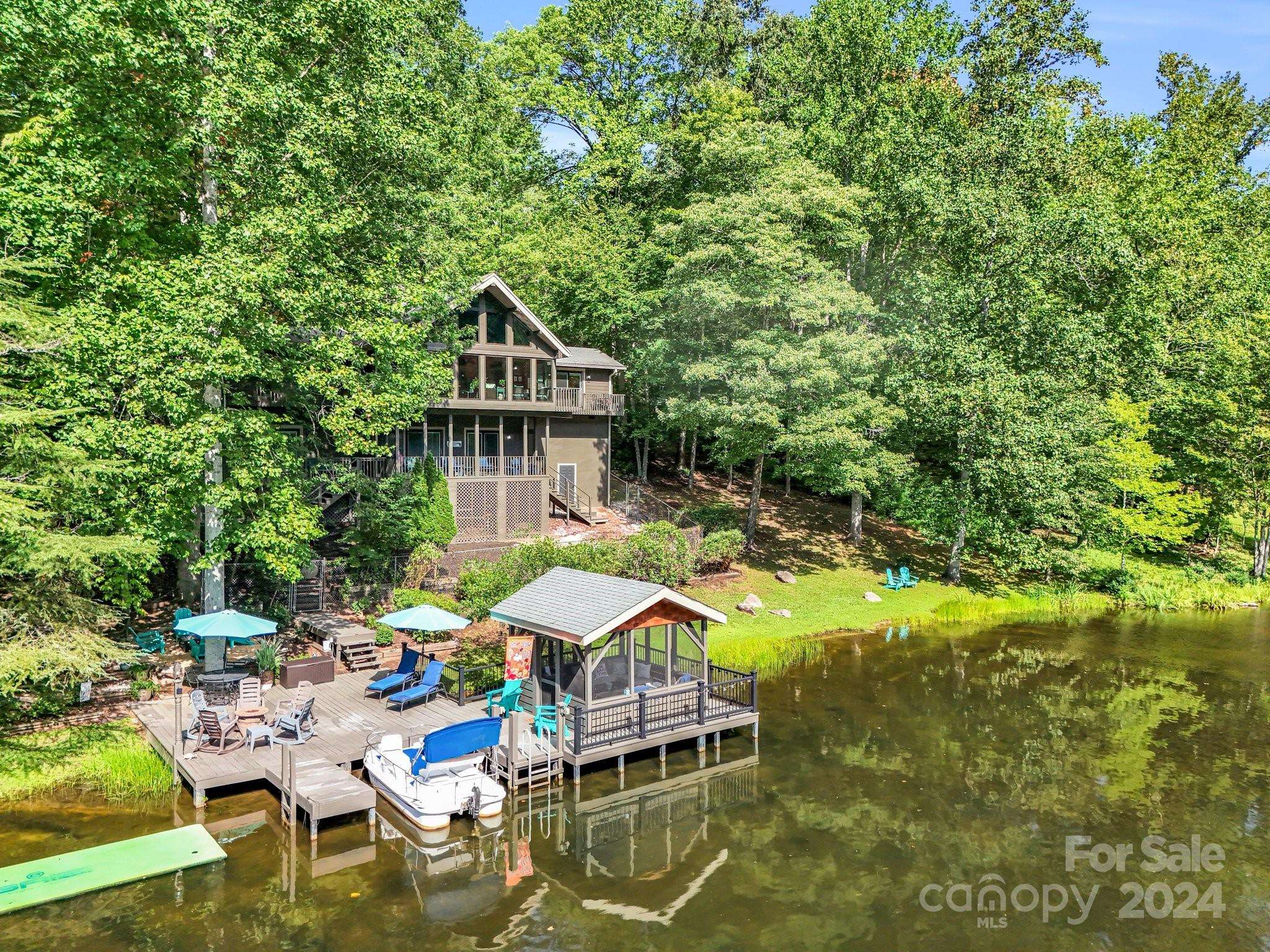 Lake Lure, NC 28746,430 Westlake DR N