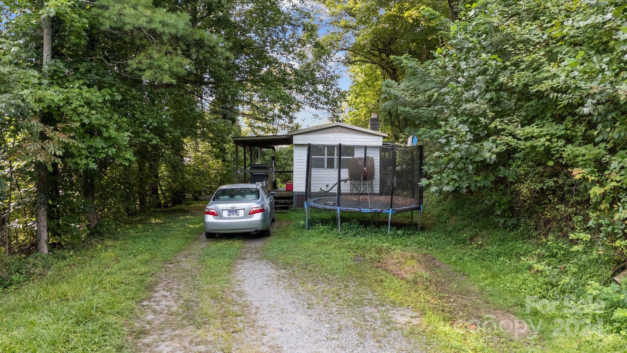 Marshall, NC 28753,115 Juniper DR