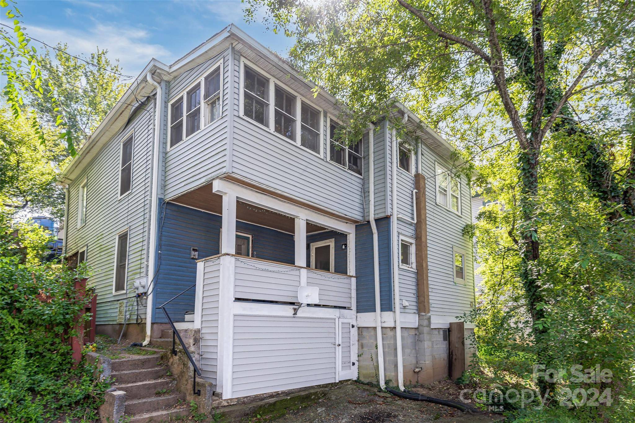 Asheville, NC 28801,11 Park AVE N