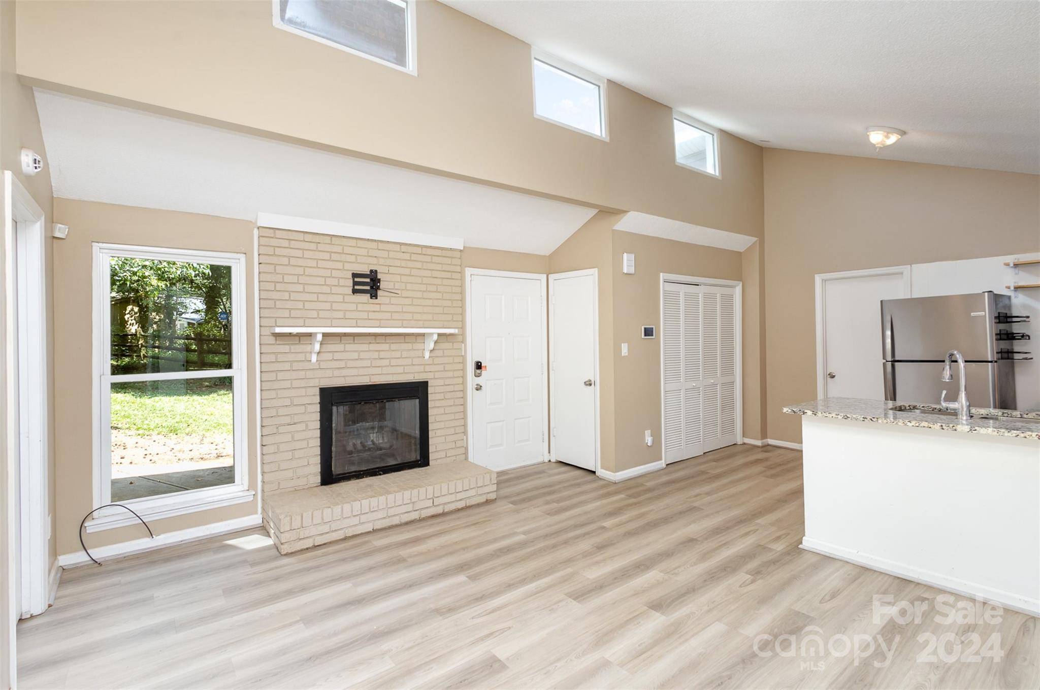 Charlotte, NC 28212,6001 Sunset Chase LN