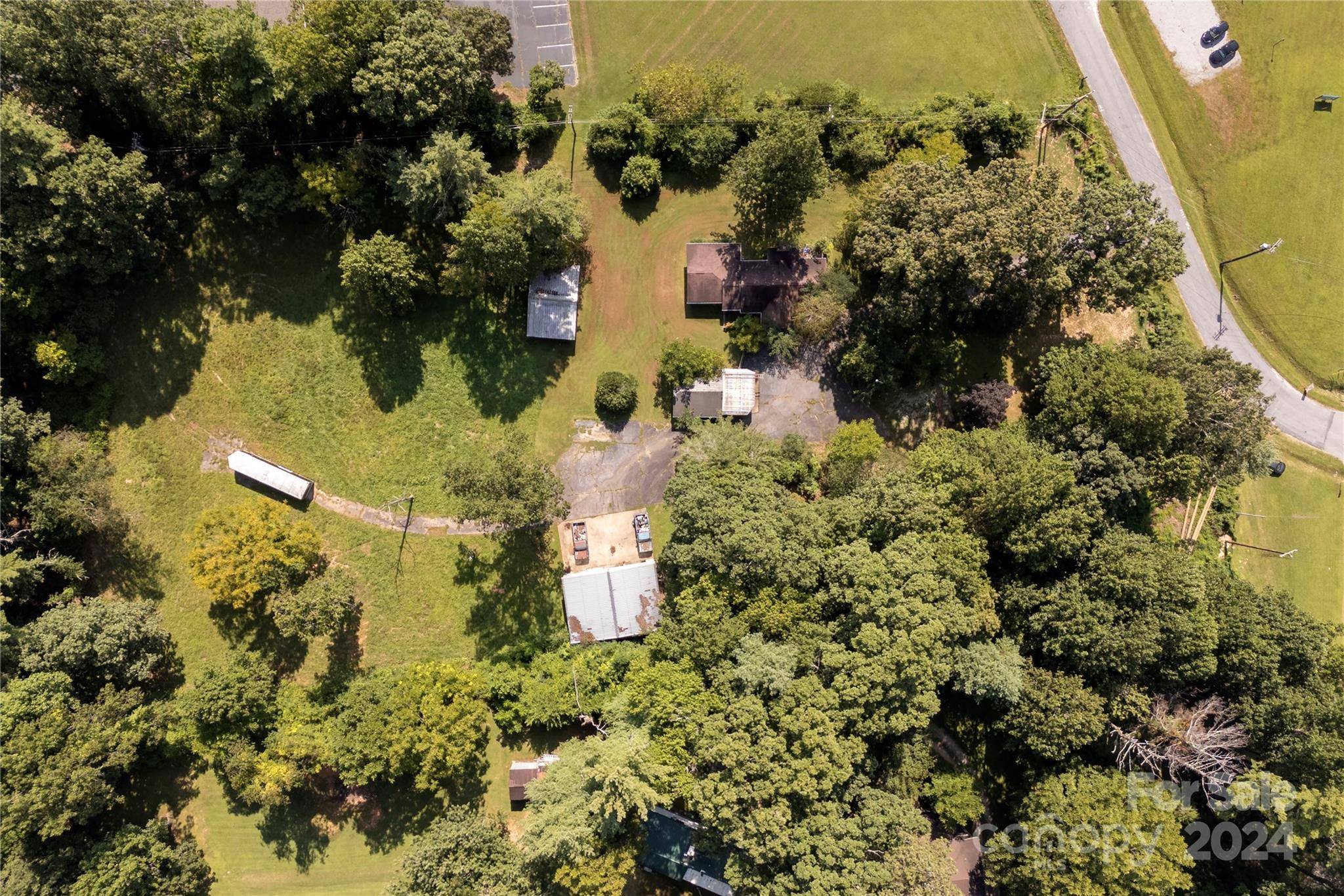 Laurel Park, NC 28739,1925 Windsor DR
