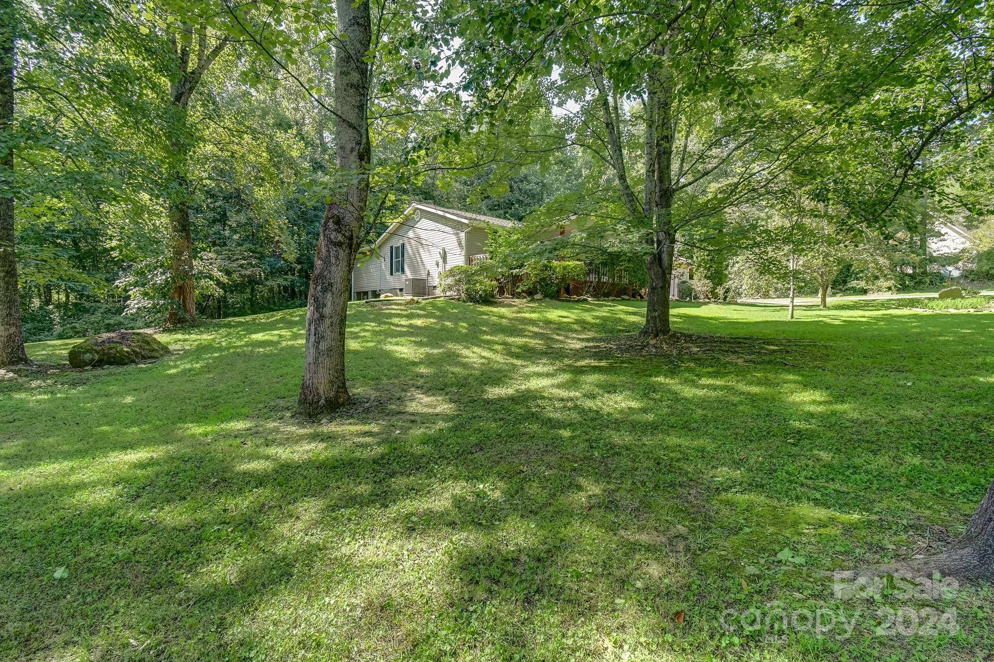 Fairview, NC 28730,6 Bear TRL