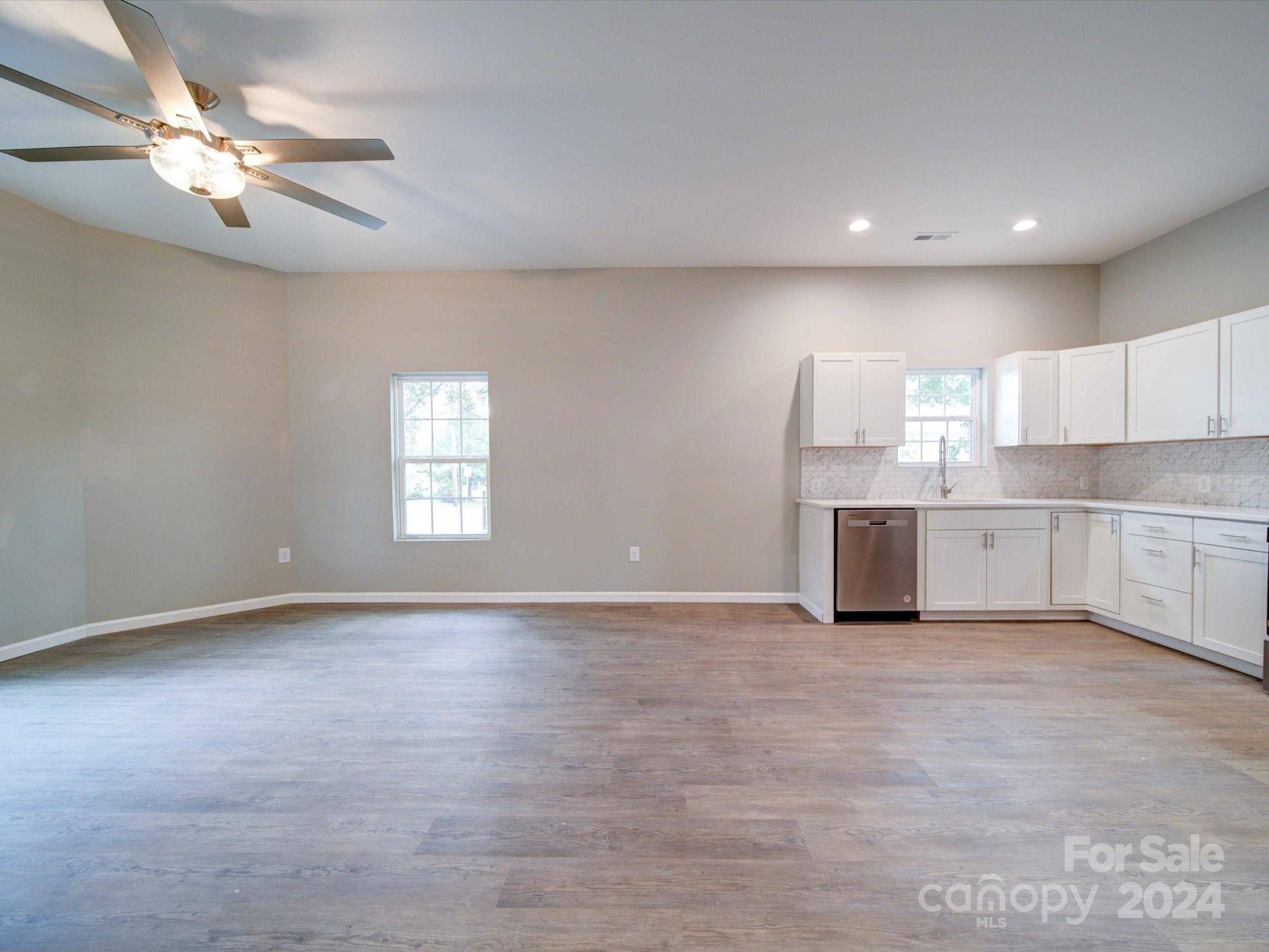 Lexington, NC 27292,14 Robbins CIR