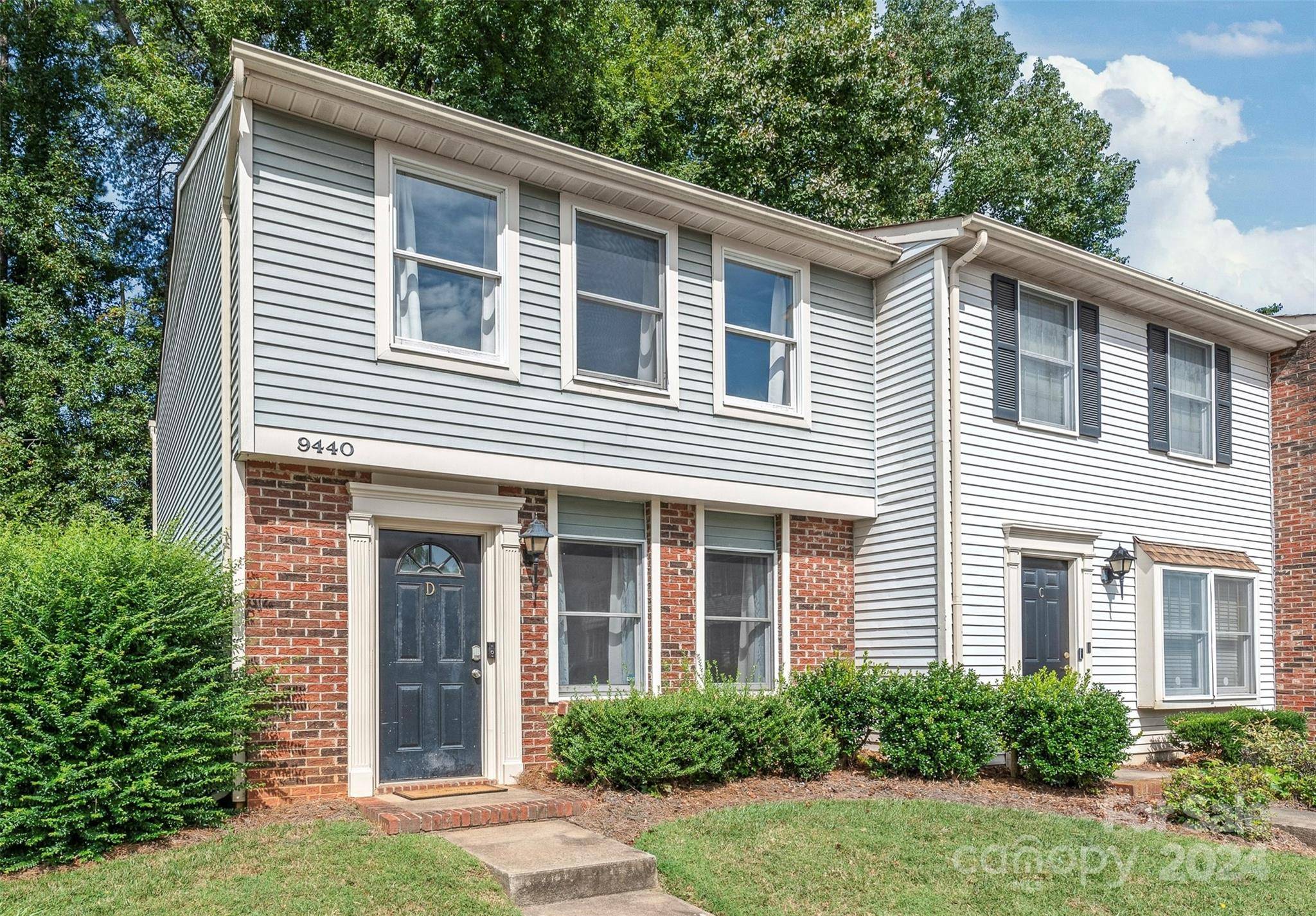 Charlotte, NC 28213,9440 Lexington CIR