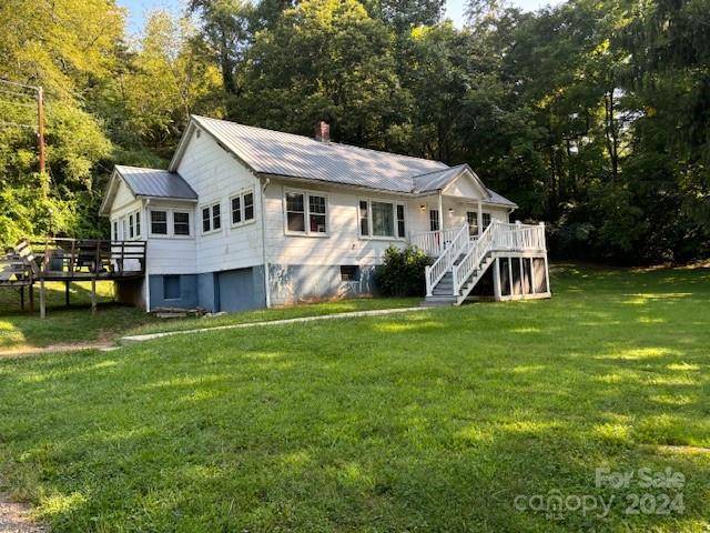 Sylva, NC 28779,2295 Skyland DR