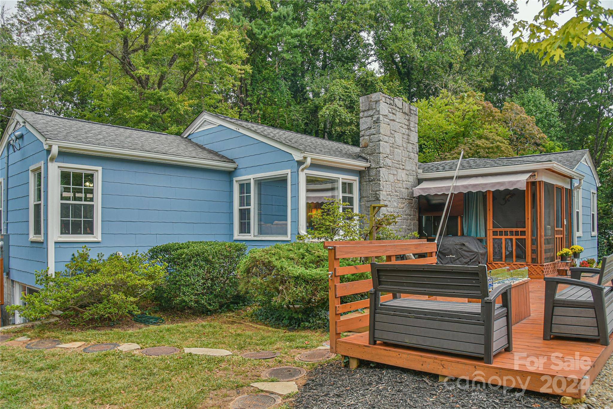 Asheville, NC 28805,20 Lynnstone CT