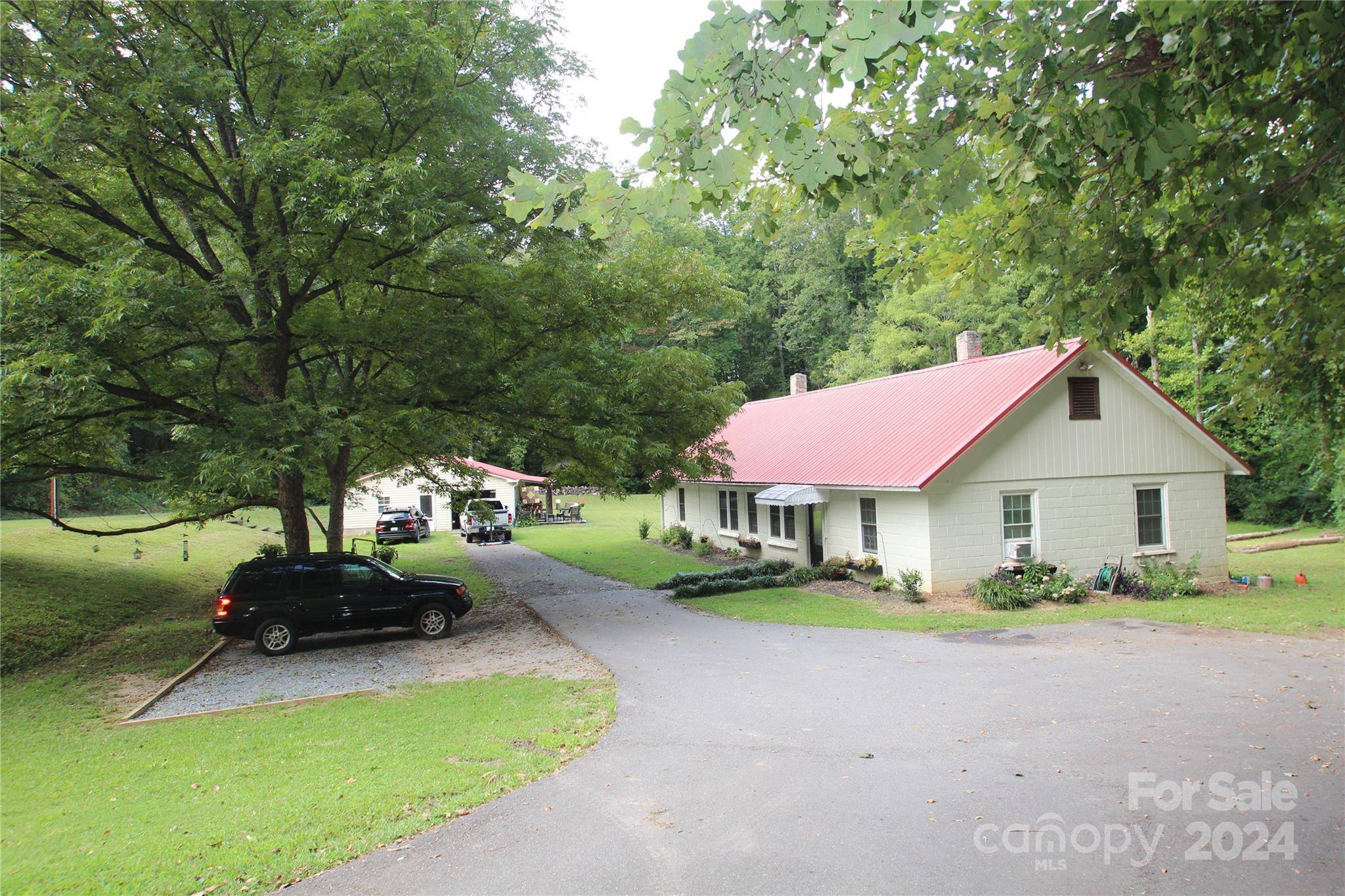 Kings Mountain, NC 28086,207 Ware ST