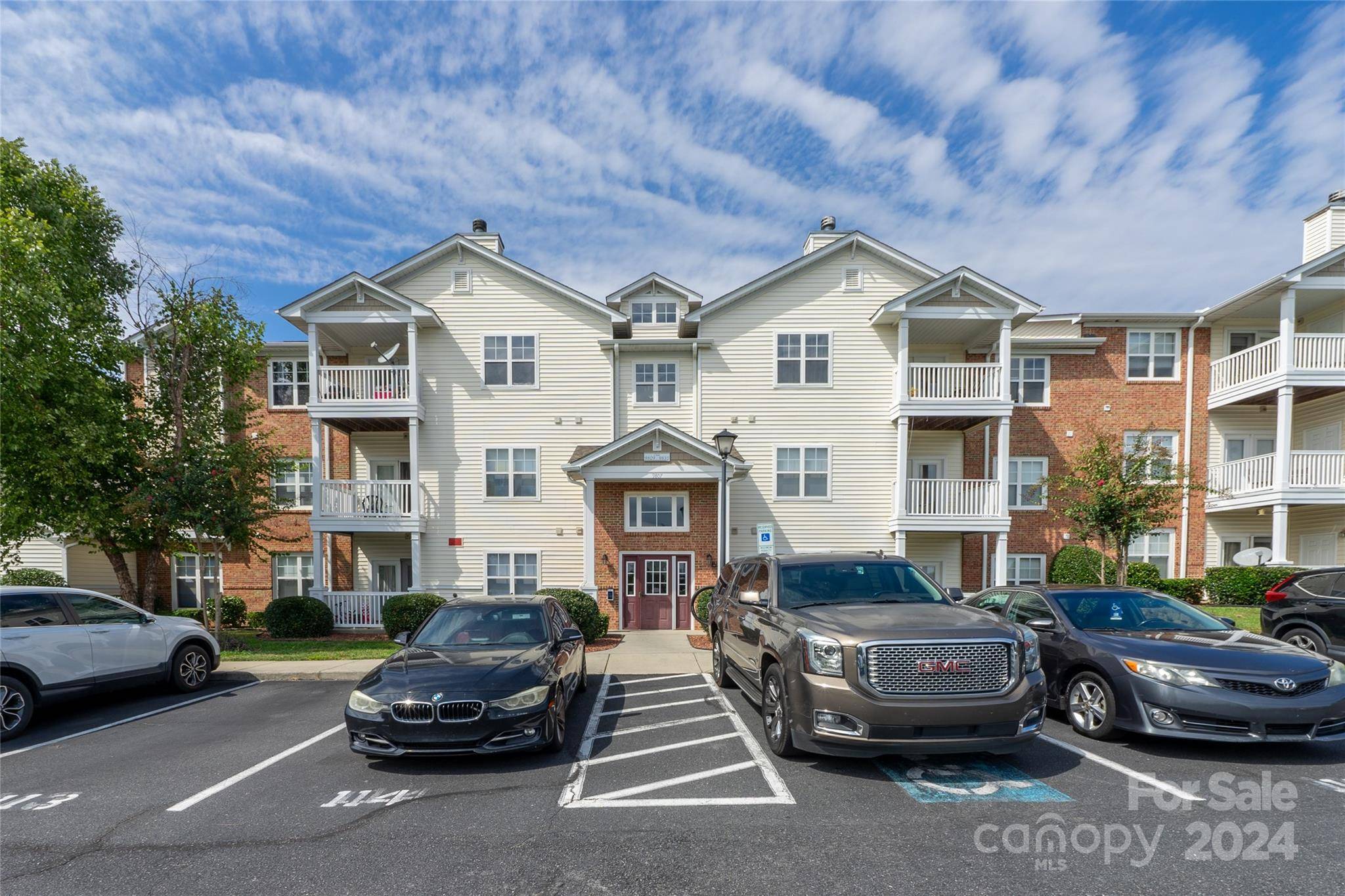 Charlotte, NC 28262,9811 Hyde Glen CT