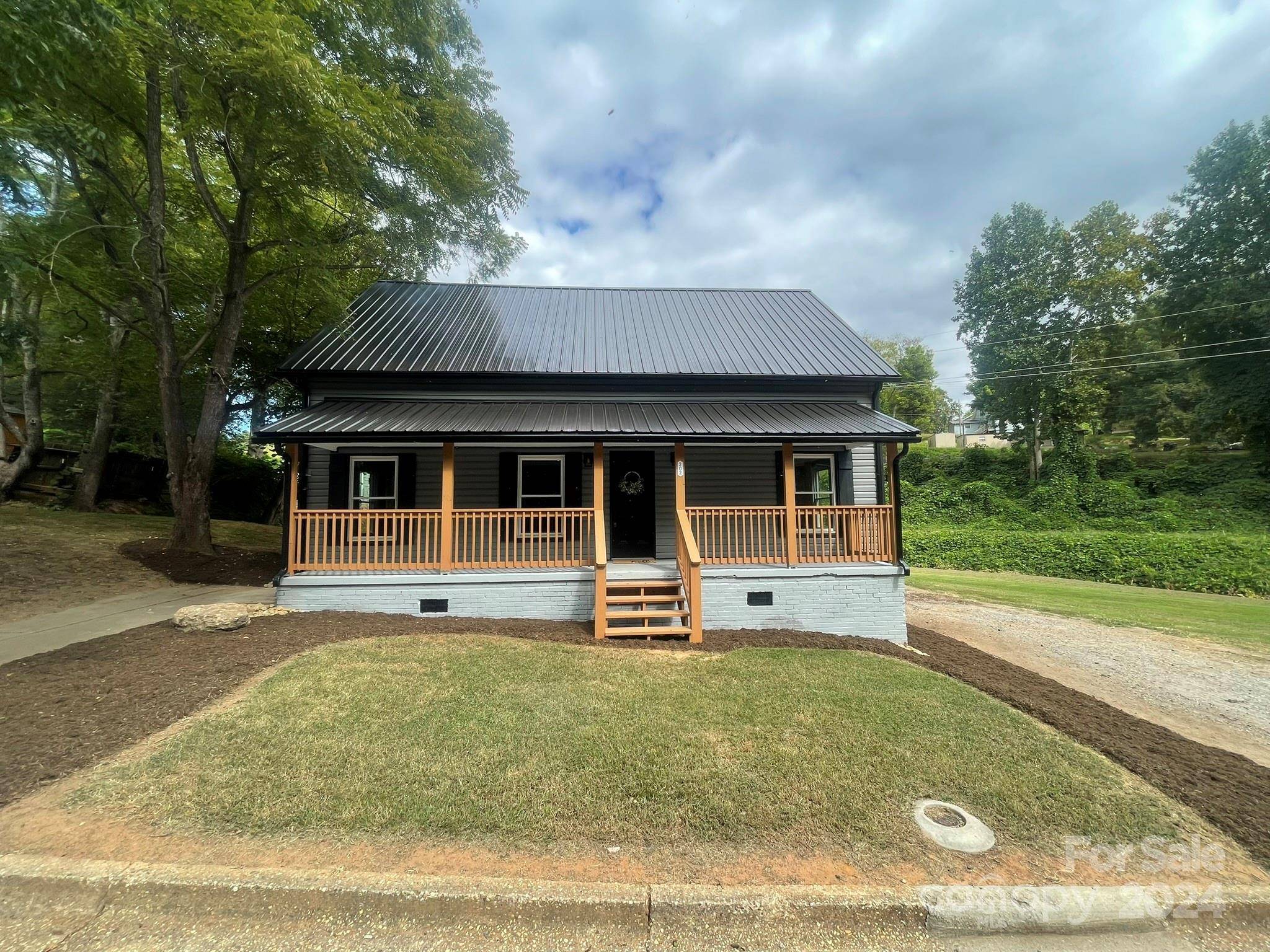 Granite Falls, NC 28630,202 Hickory ST