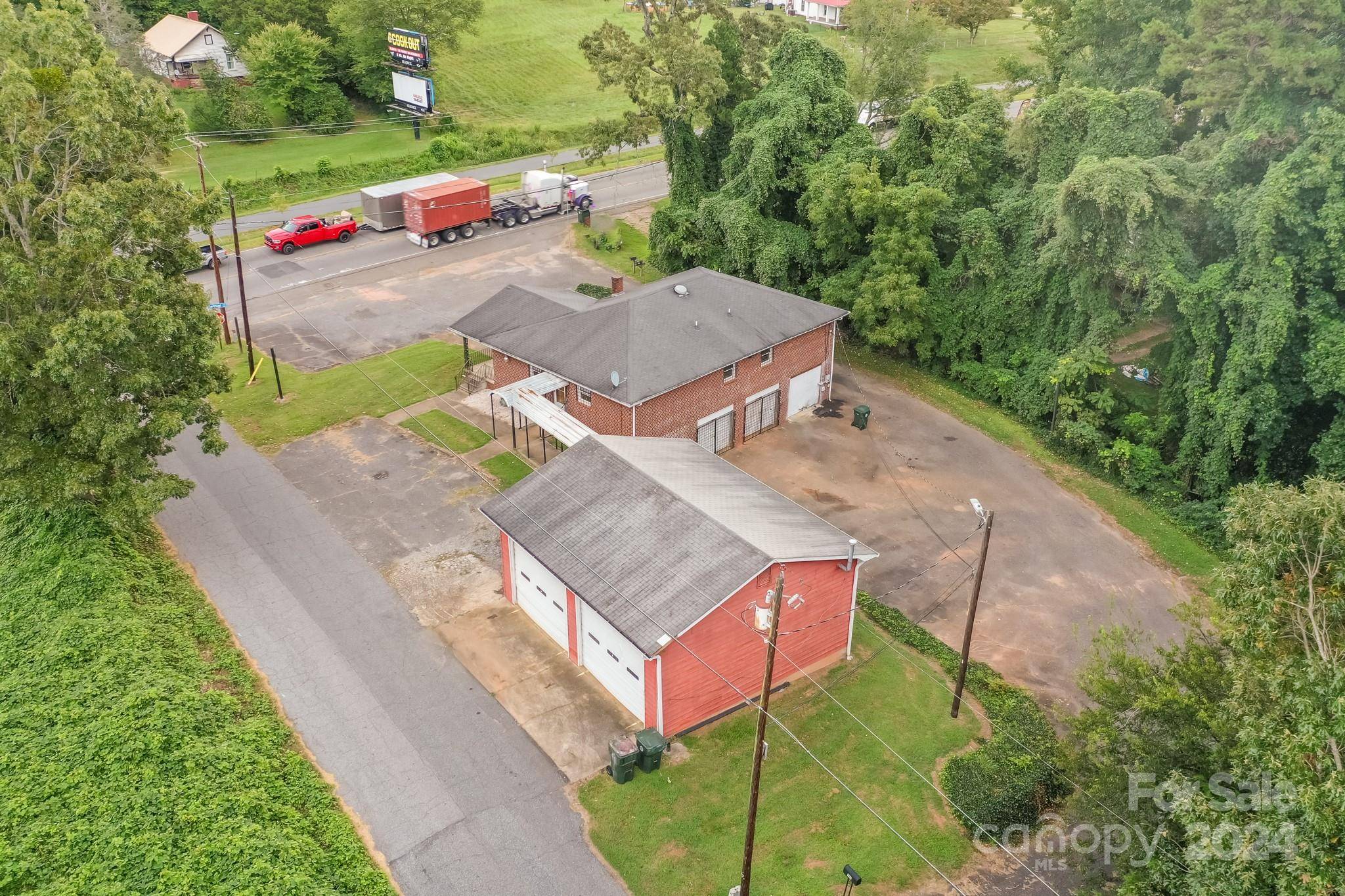 Rutherfordton, NC 28139,561 Railroad AVE