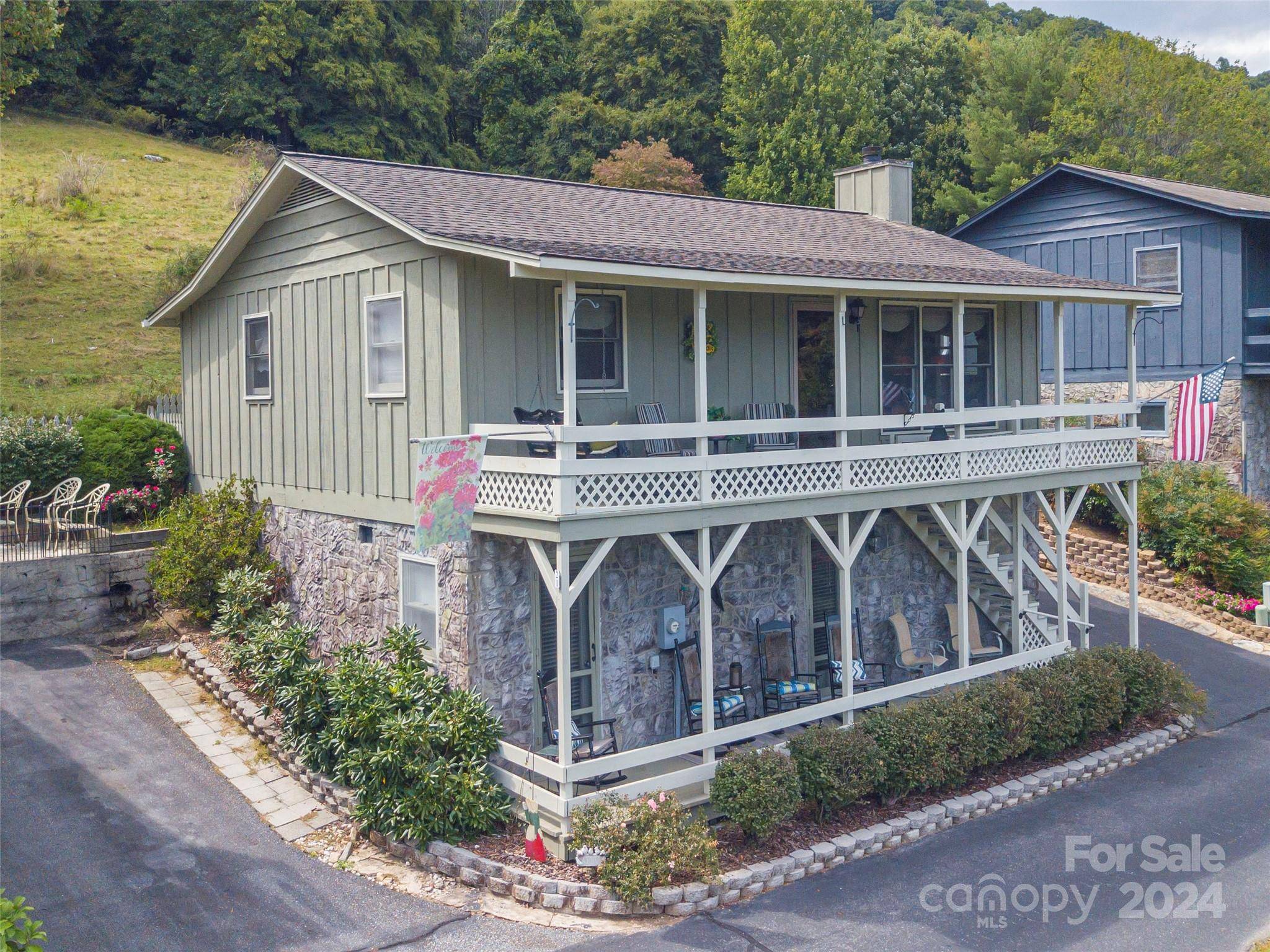 Maggie Valley, NC 28751,21 Flint LN