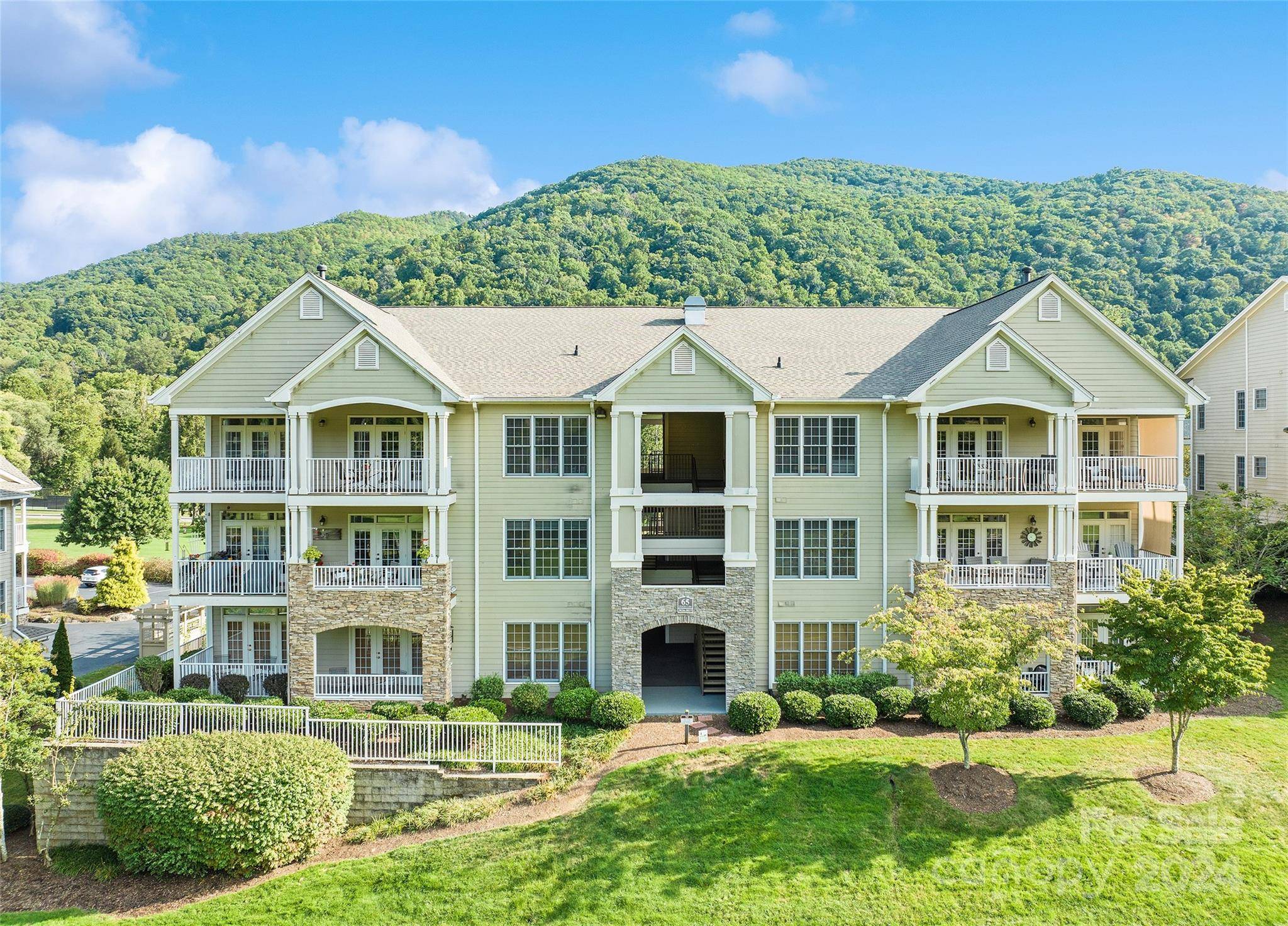 Maggie Valley, NC 28751,65 Glenview LN ##3037