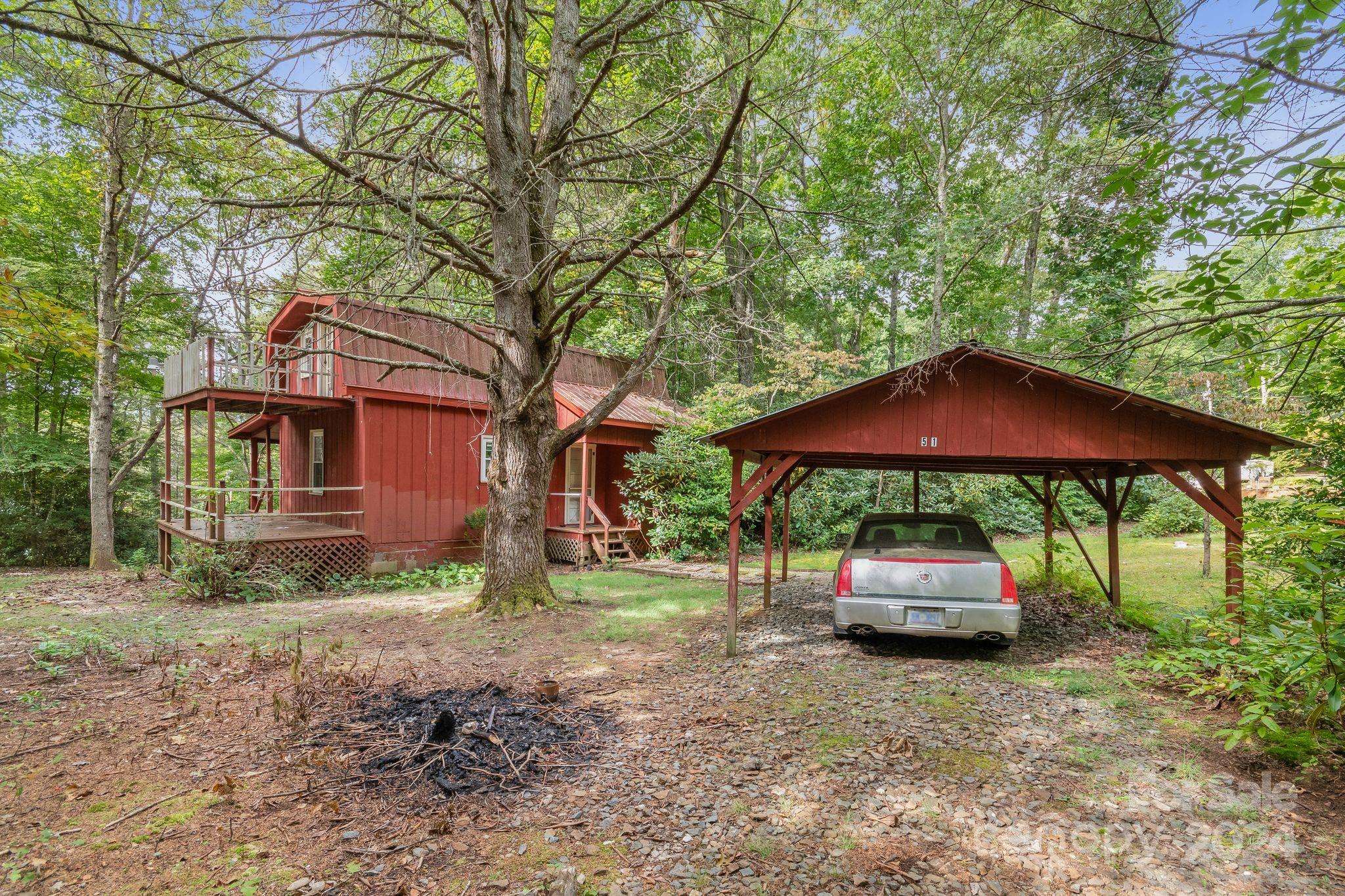 Burnsville, NC 28714,51 Poverty Hill LN