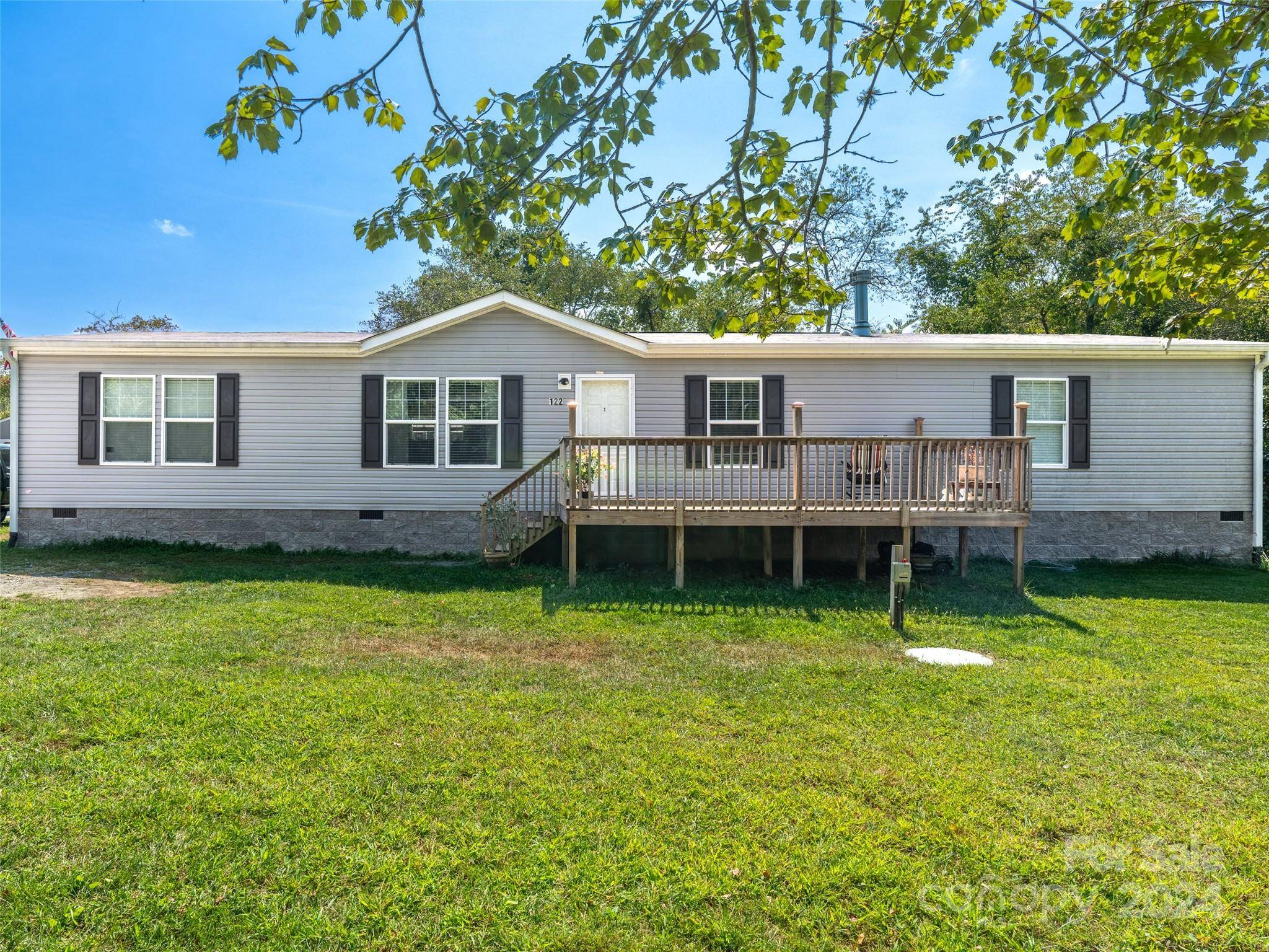 Hendersonville, NC 28792,122 Mossy Brook TRL