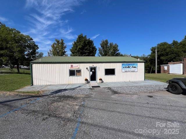 Hildebran, NC 28637,222 S Center ST