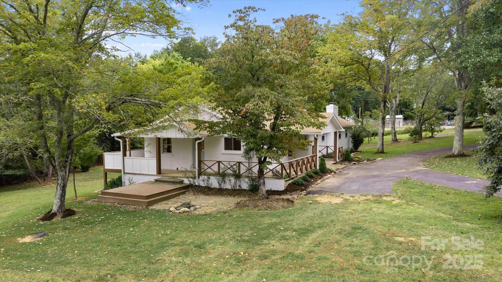 Columbus, NC 28722,881 Peniel RD