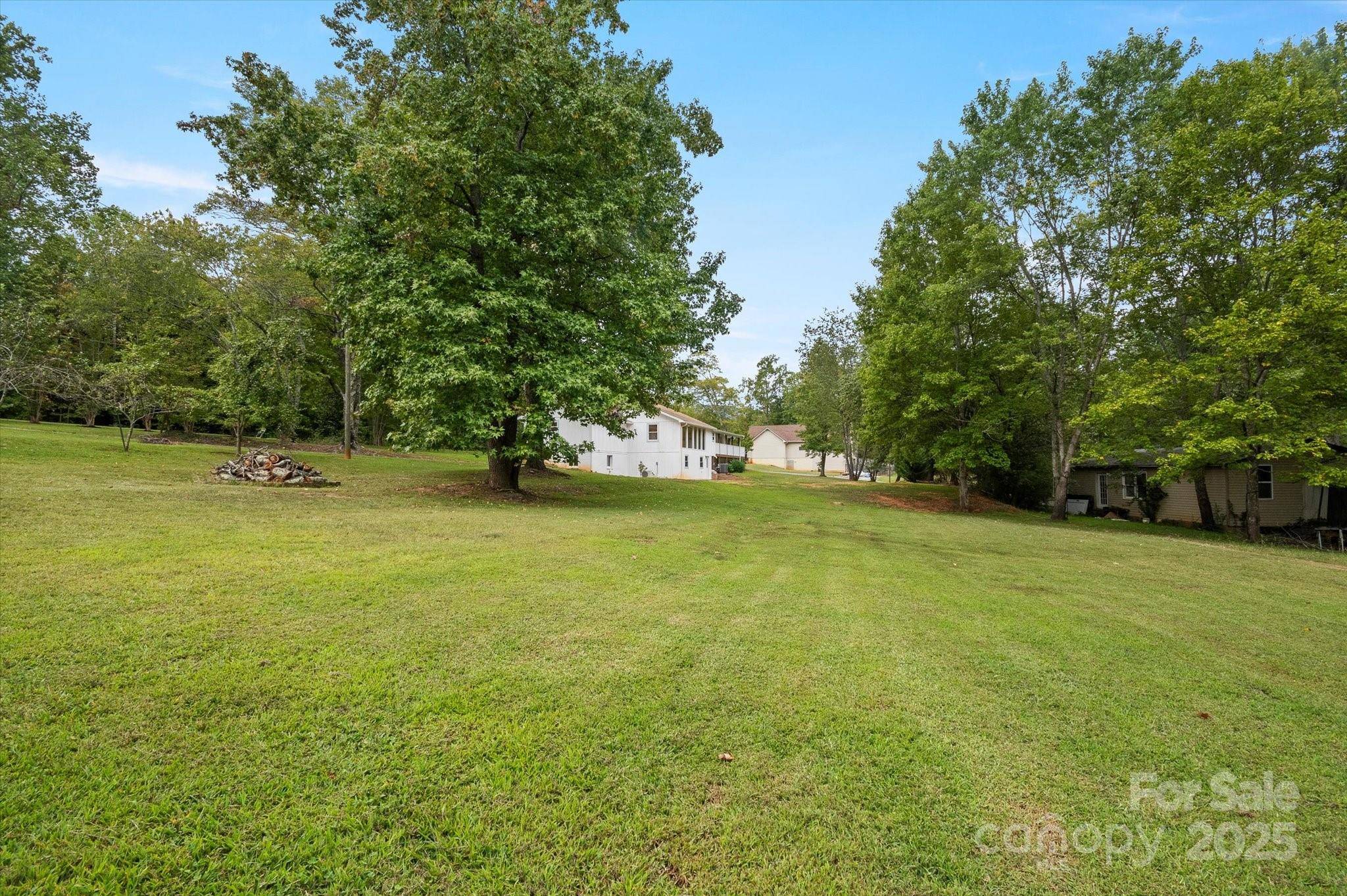 Columbus, NC 28722,881 Peniel RD