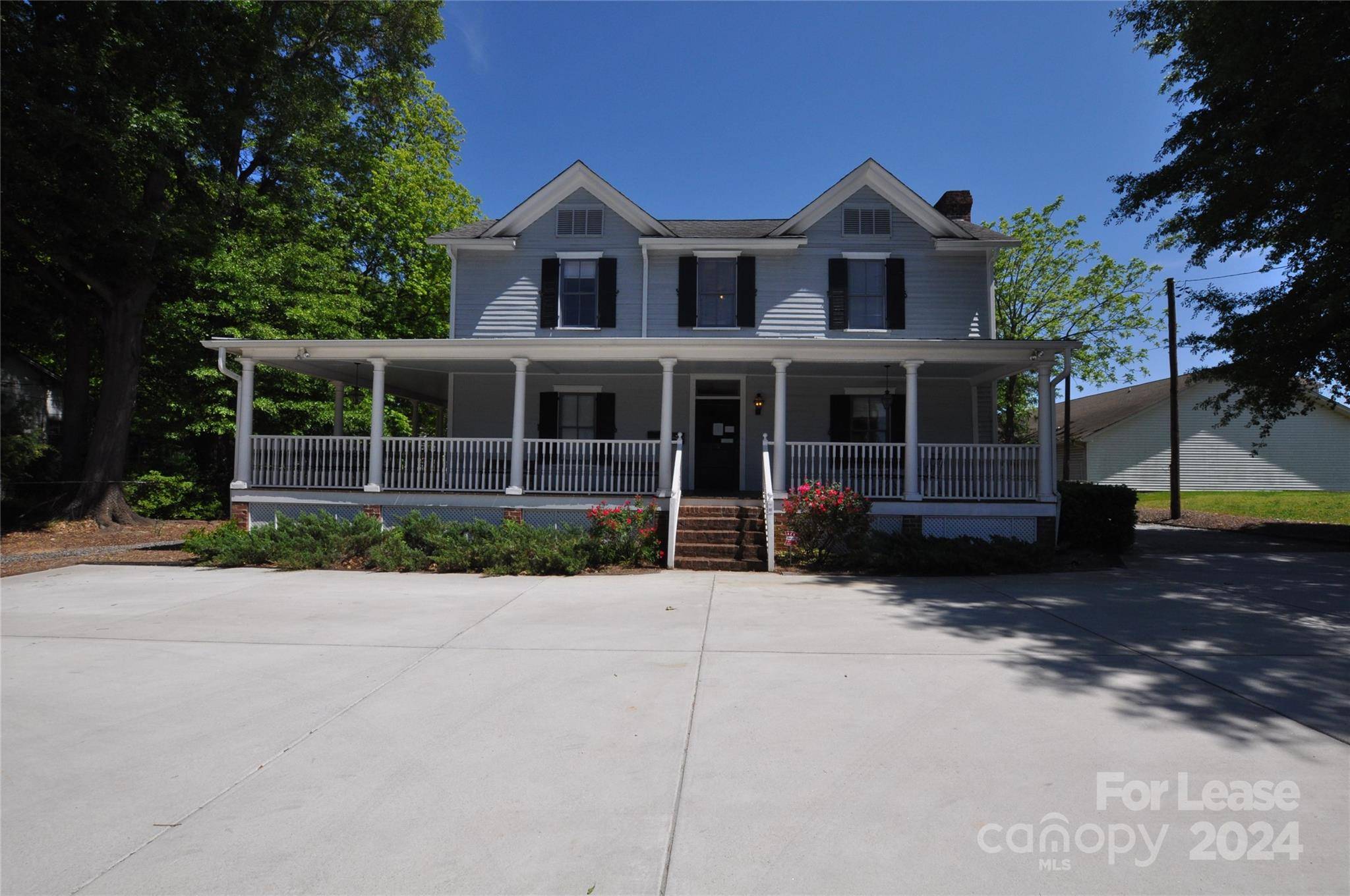 Mount Holly, NC 28120,16 Oak Grove ST #8