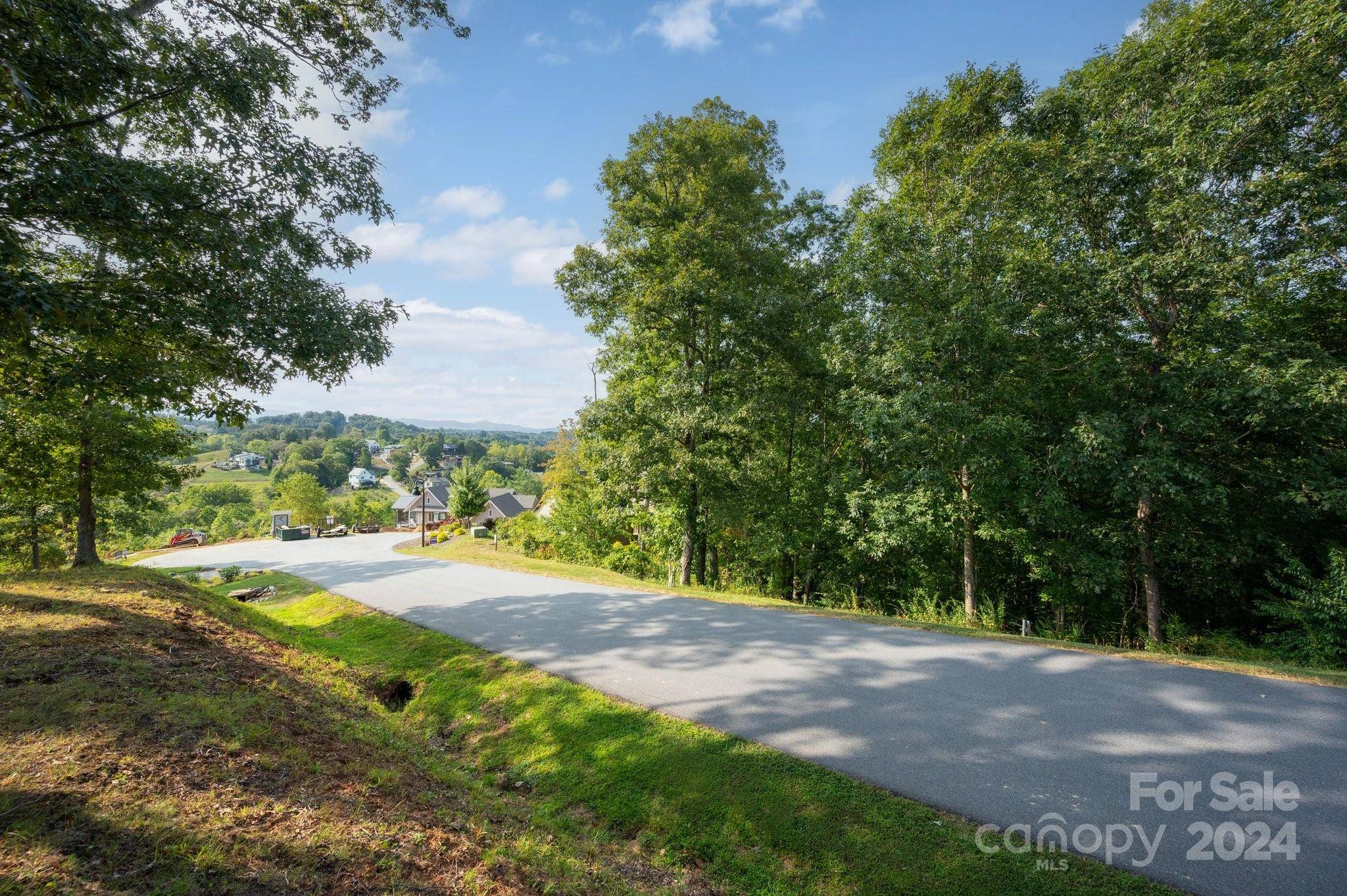 Asheville, NC 28804,59 Sweet Fern Pkwy #46