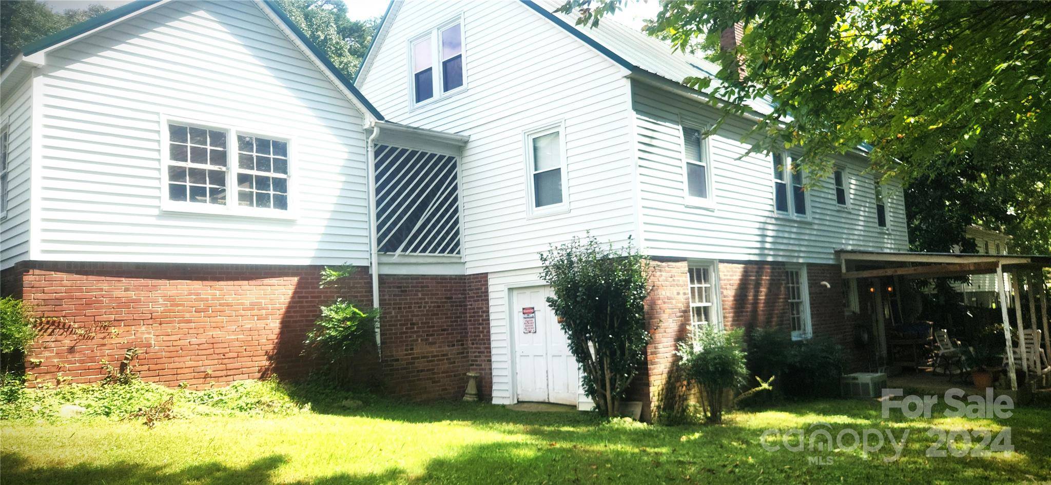 Lincolnton, NC 28092,423 Cedar ST