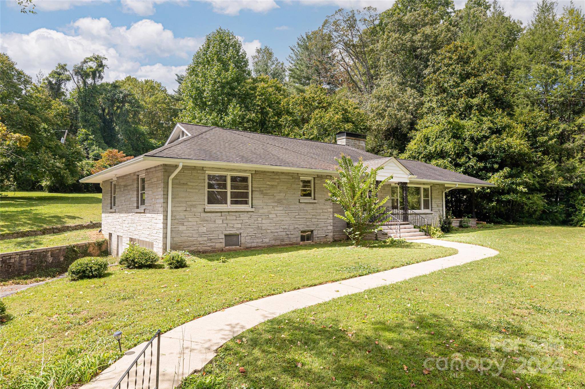 Biltmore Forest, NC 28803,789 Hendersonville RD