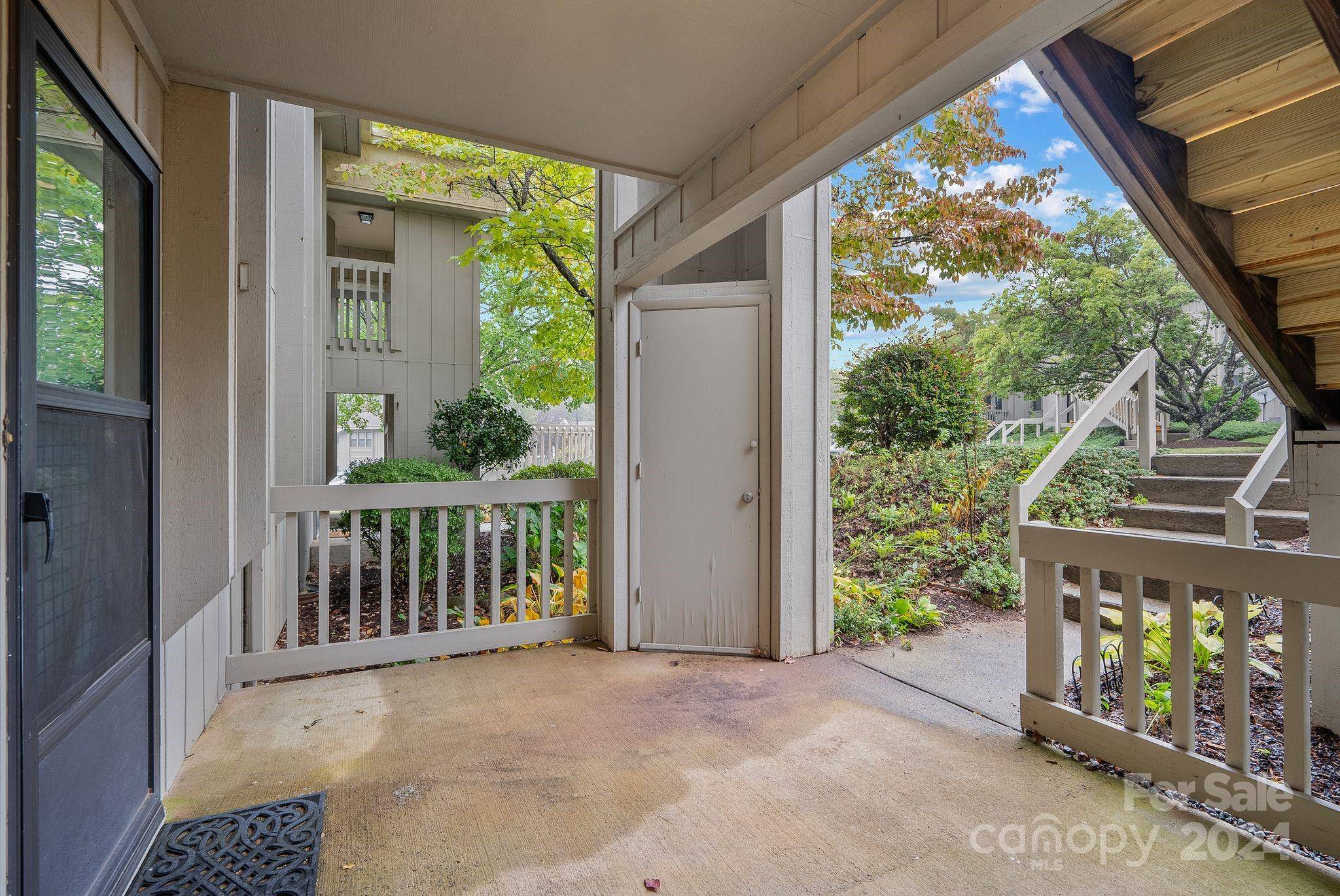 Asheville, NC 28805,1303 Abbey CIR