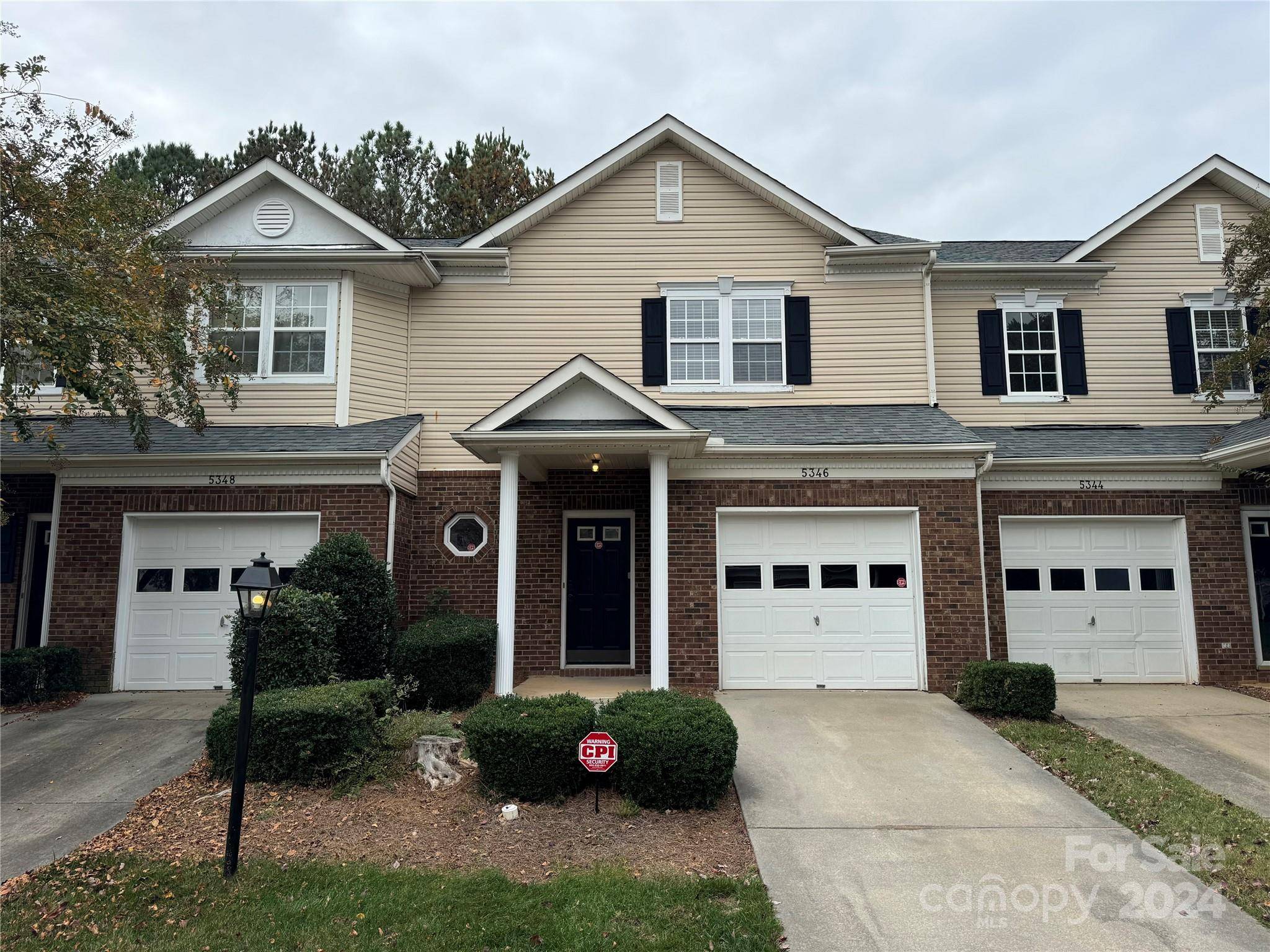 Charlotte, NC 28269,5346 Johnston Mill CT