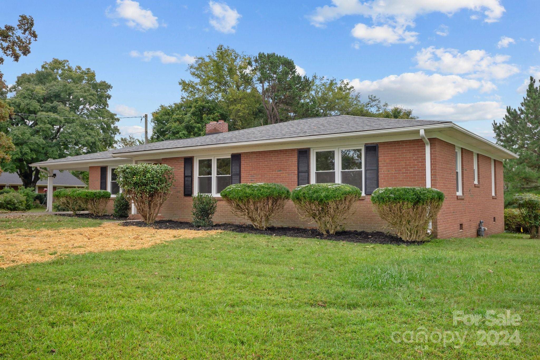 Lexington, NC 27292,206 Briarcliff DR