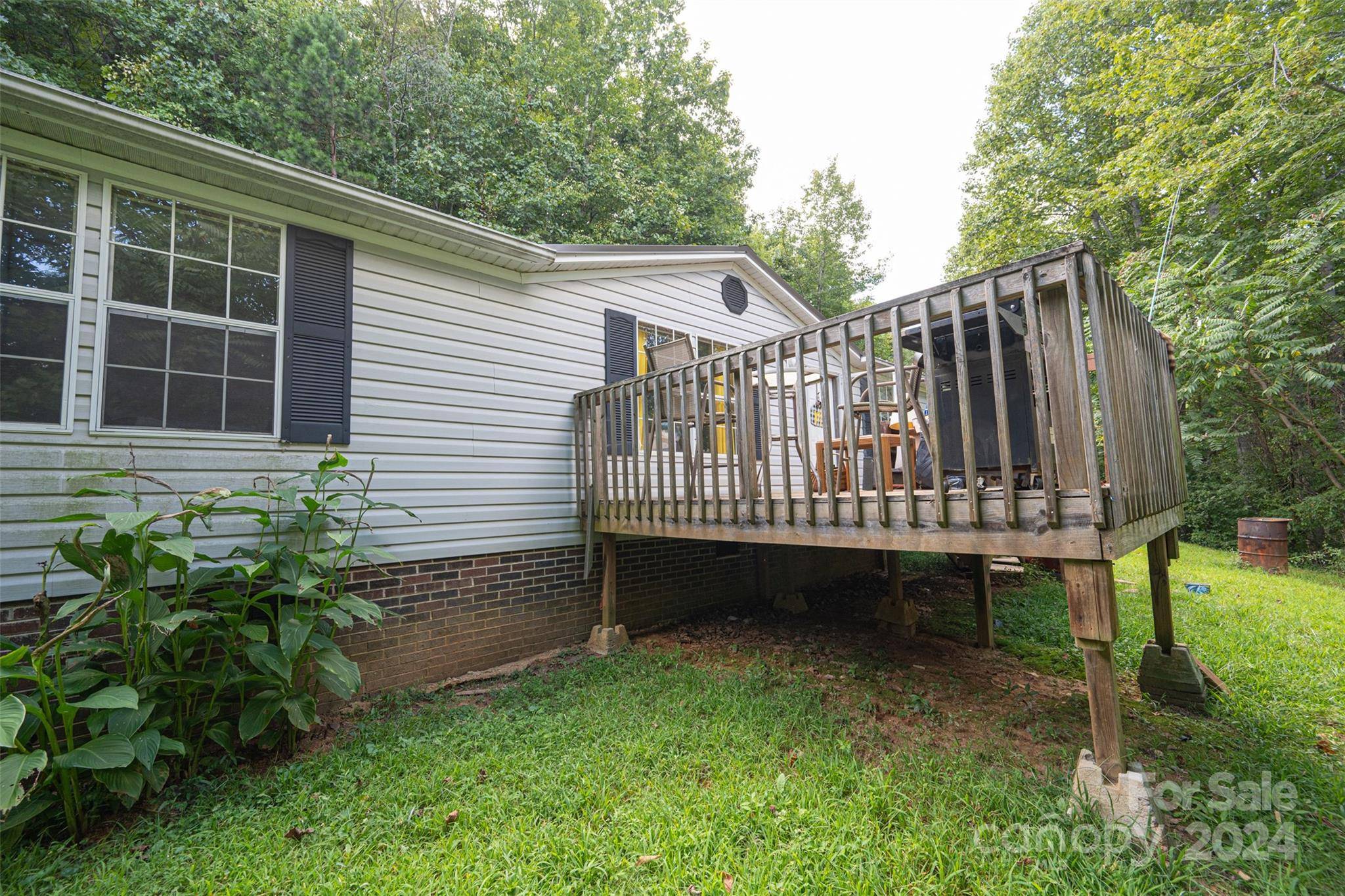 Lenoir, NC 28645,2324 Alfred Hartley RD