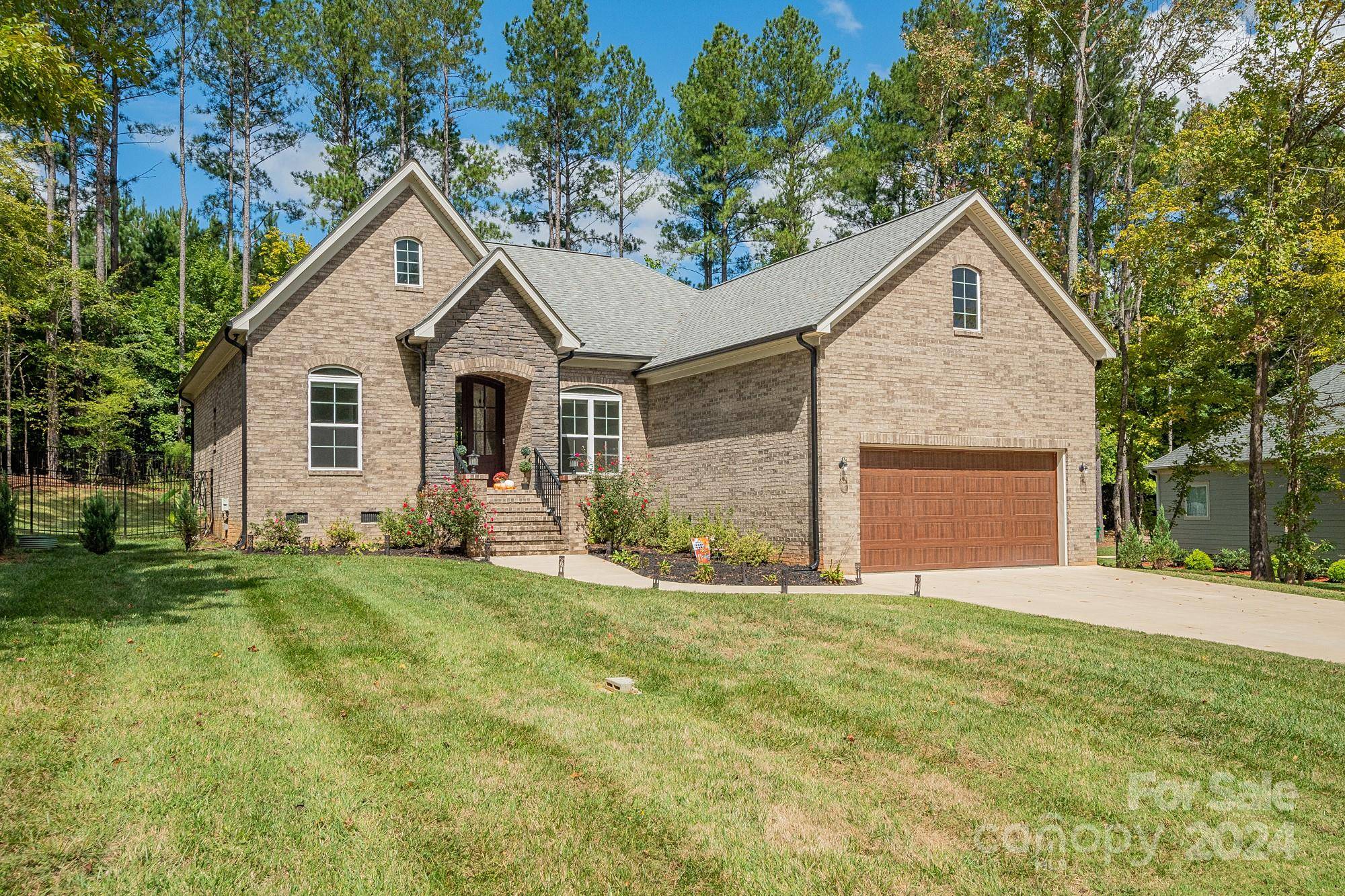 Salisbury, NC 28146,608 Sunset Pointe DR