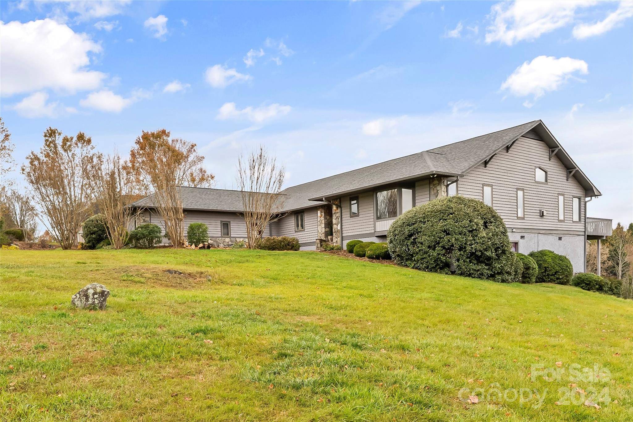 Weaverville, NC 28787,24 Loridon DR