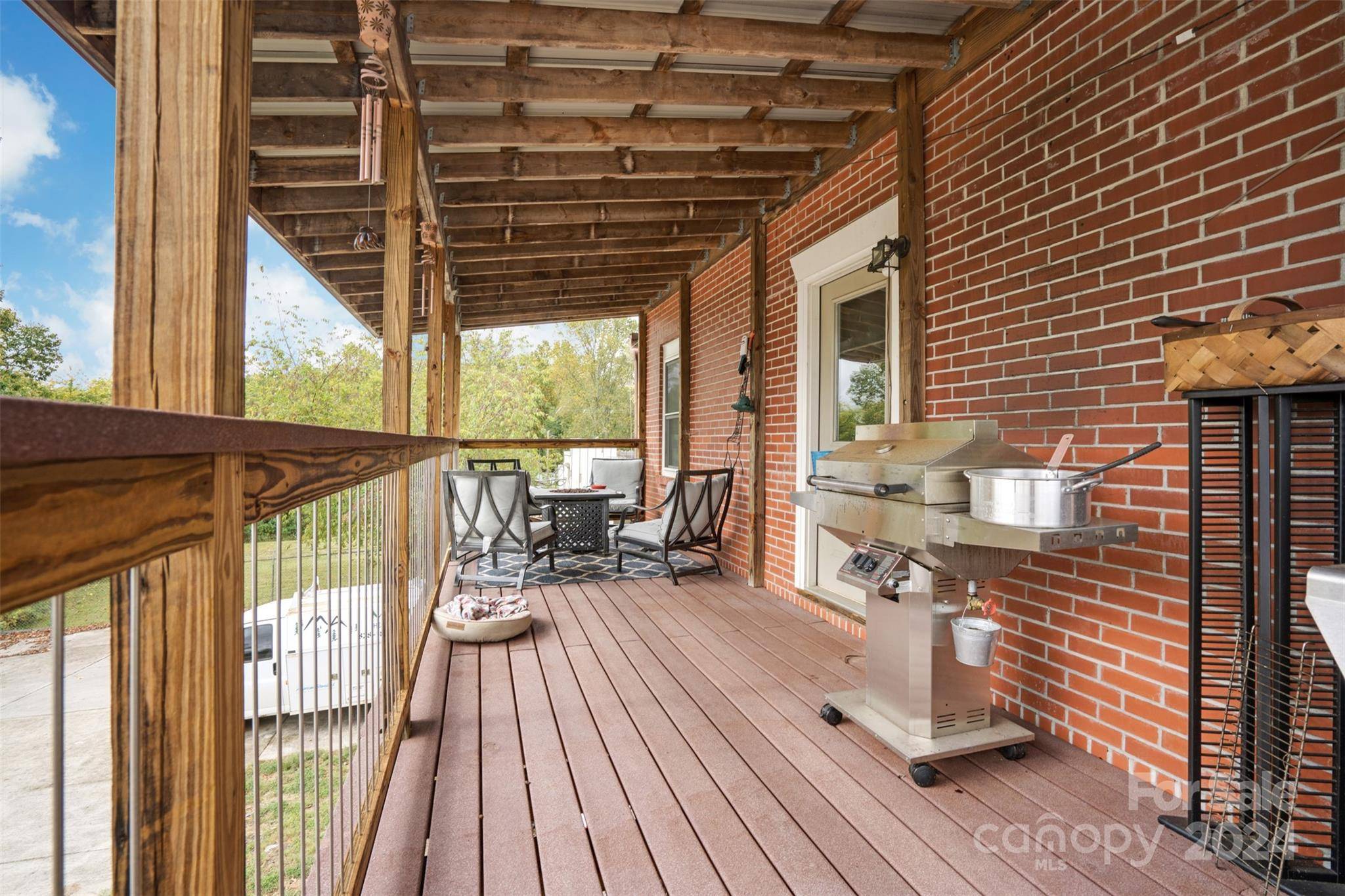 Hayesville, NC 28904,6 Sanderson ST