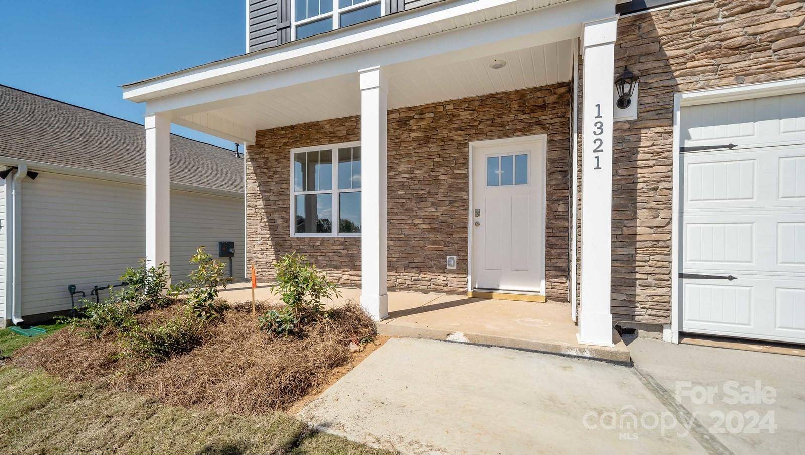 Asheville, NC 28804,818 Adelston LN
