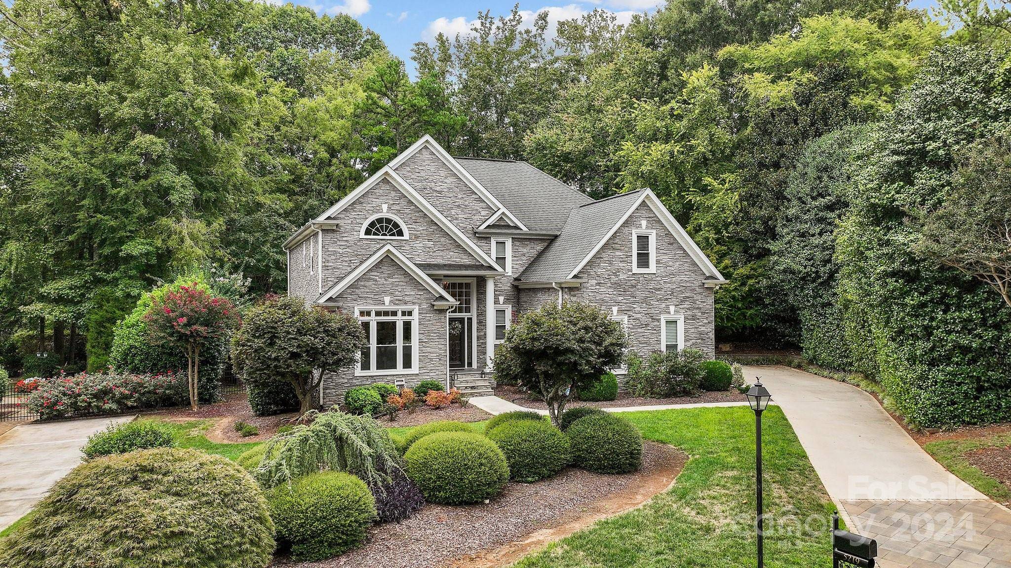 Charlotte, NC 28277,5219 Cadbury CT