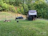 Spruce Pine, NC 28777,997 Hoot Owl RD