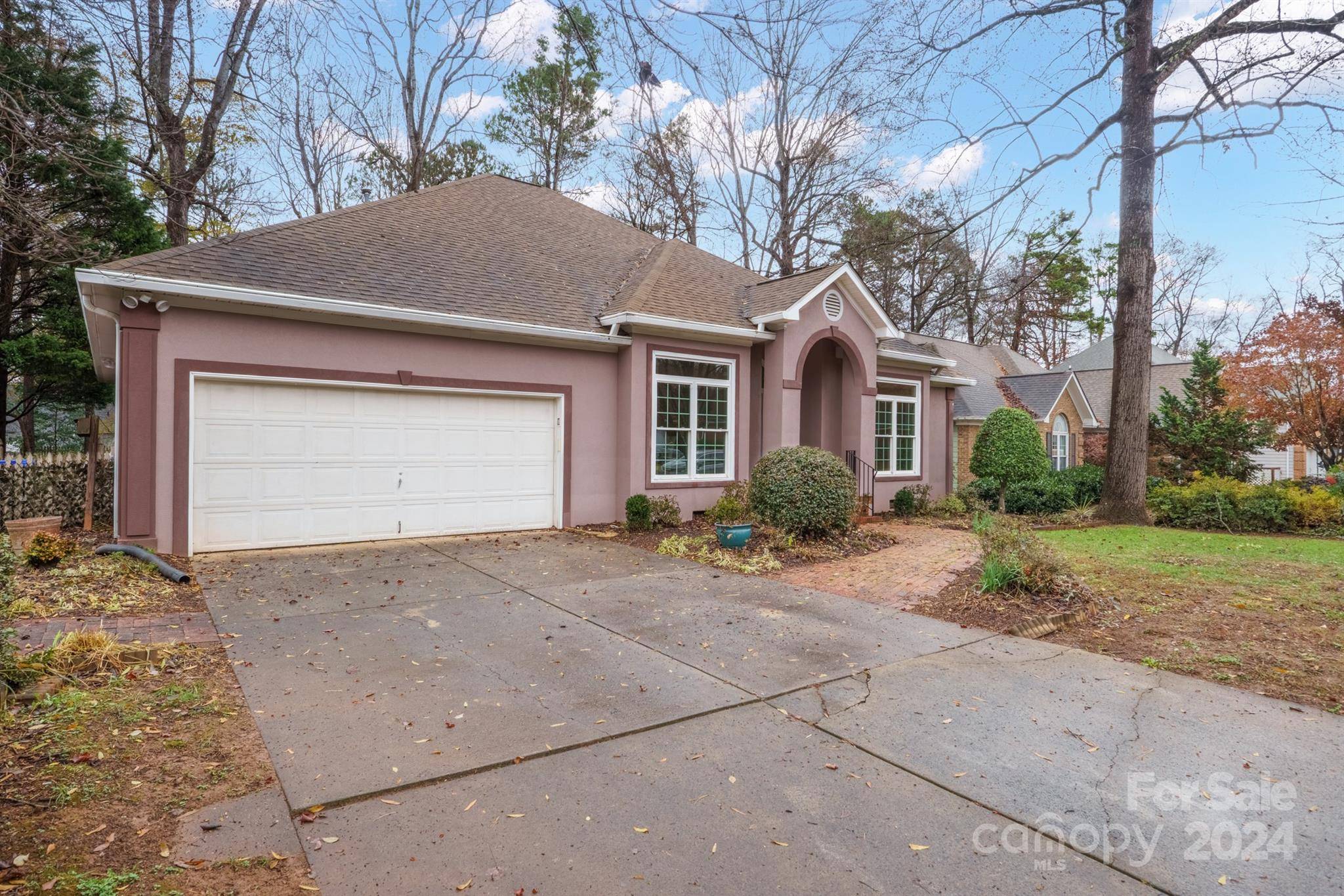 Huntersville, NC 28078,9101 New Oak LN