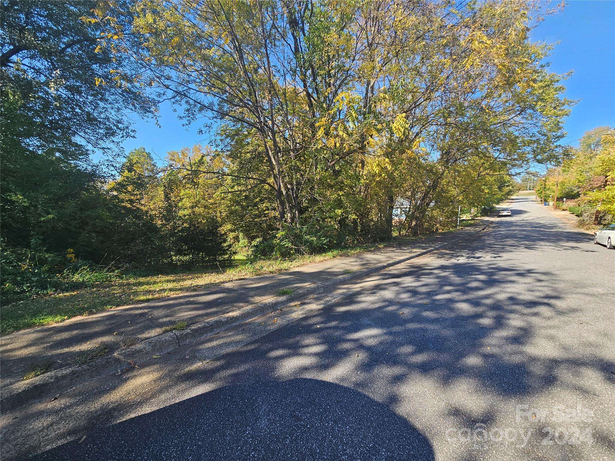 Hickory, NC 28602,0 13th ST SE #71B & 71A