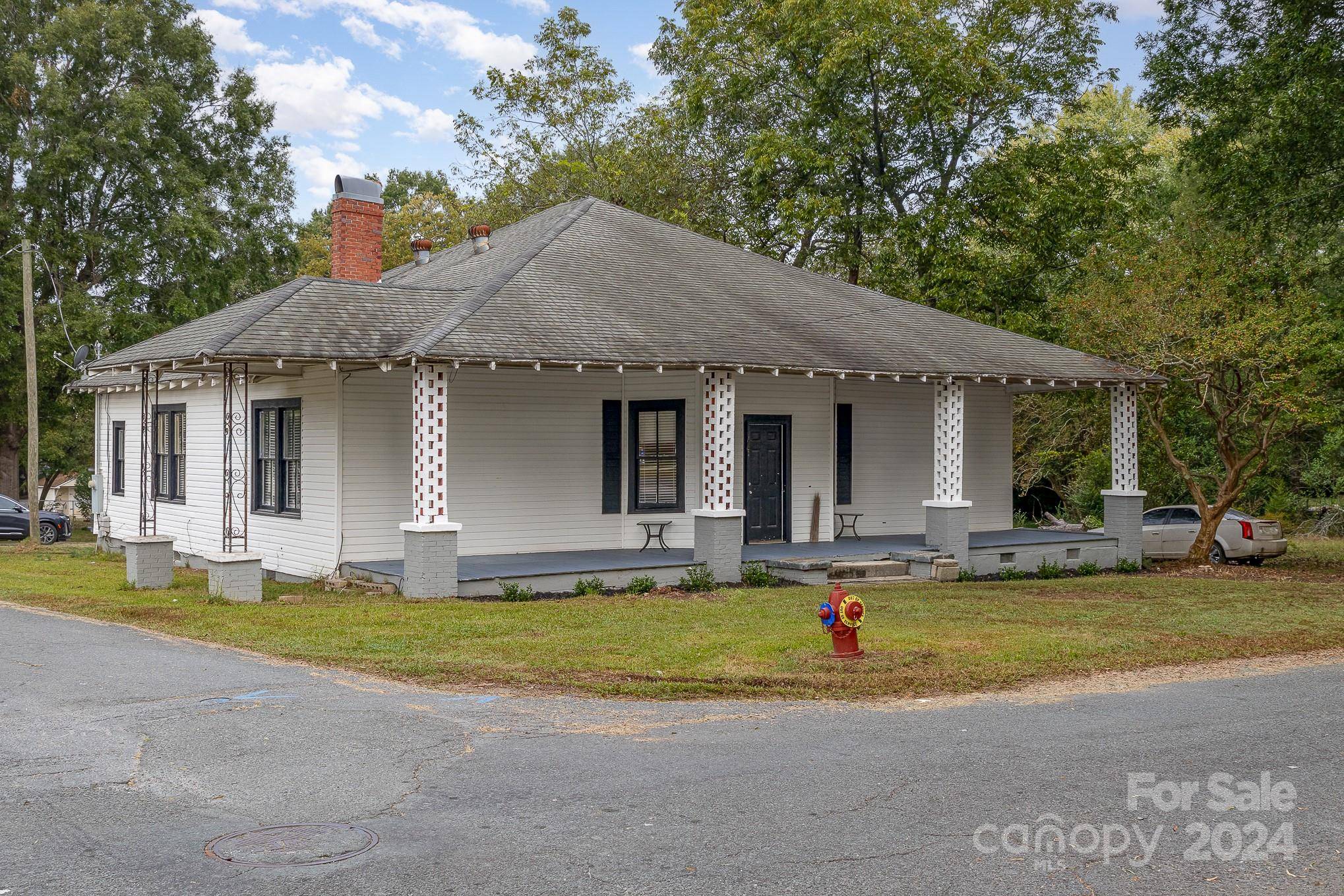 Marshville, NC 28103,601 Hasty ST