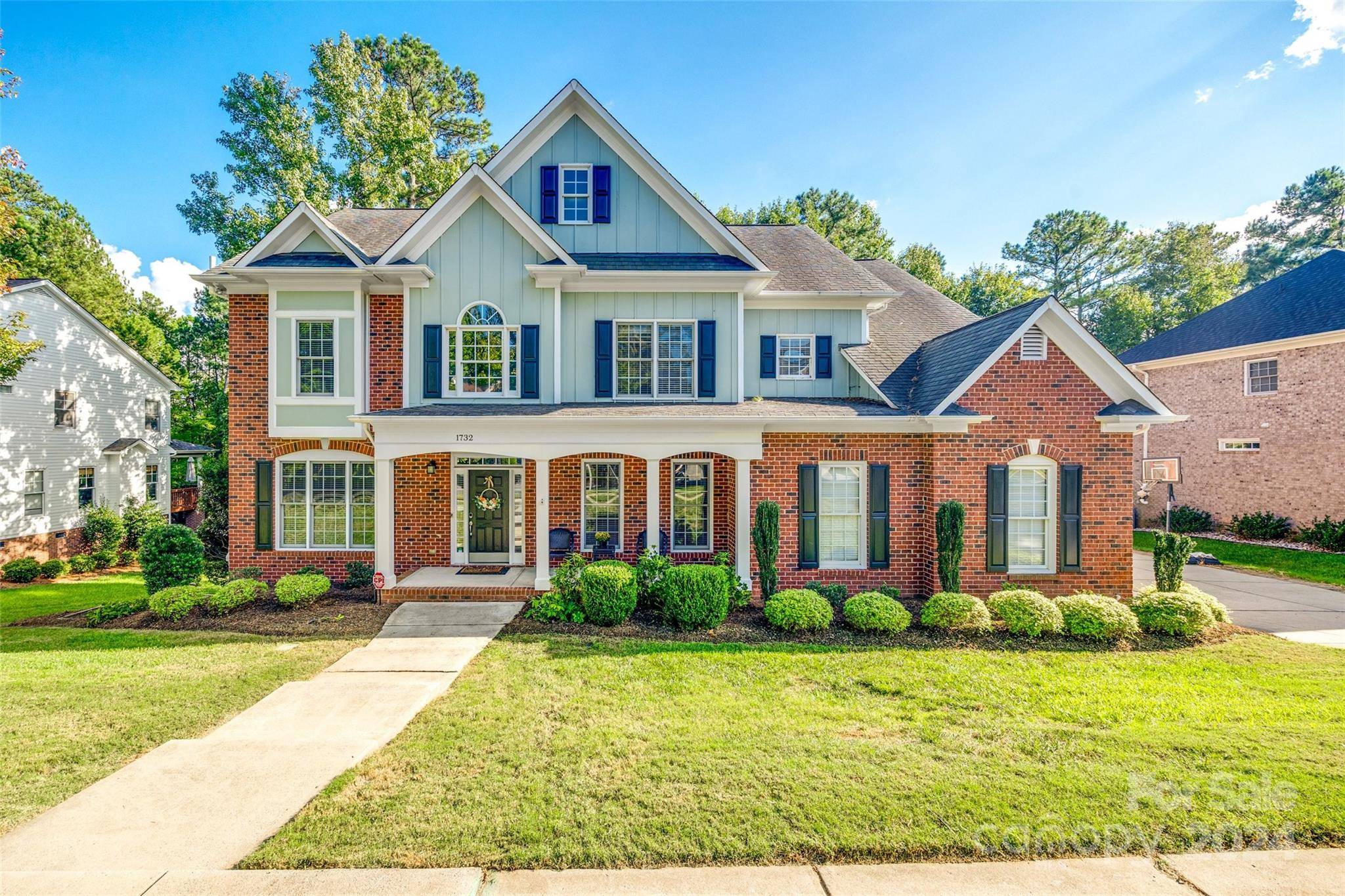 Tega Cay, SC 29708,1732 Bentgrass LN