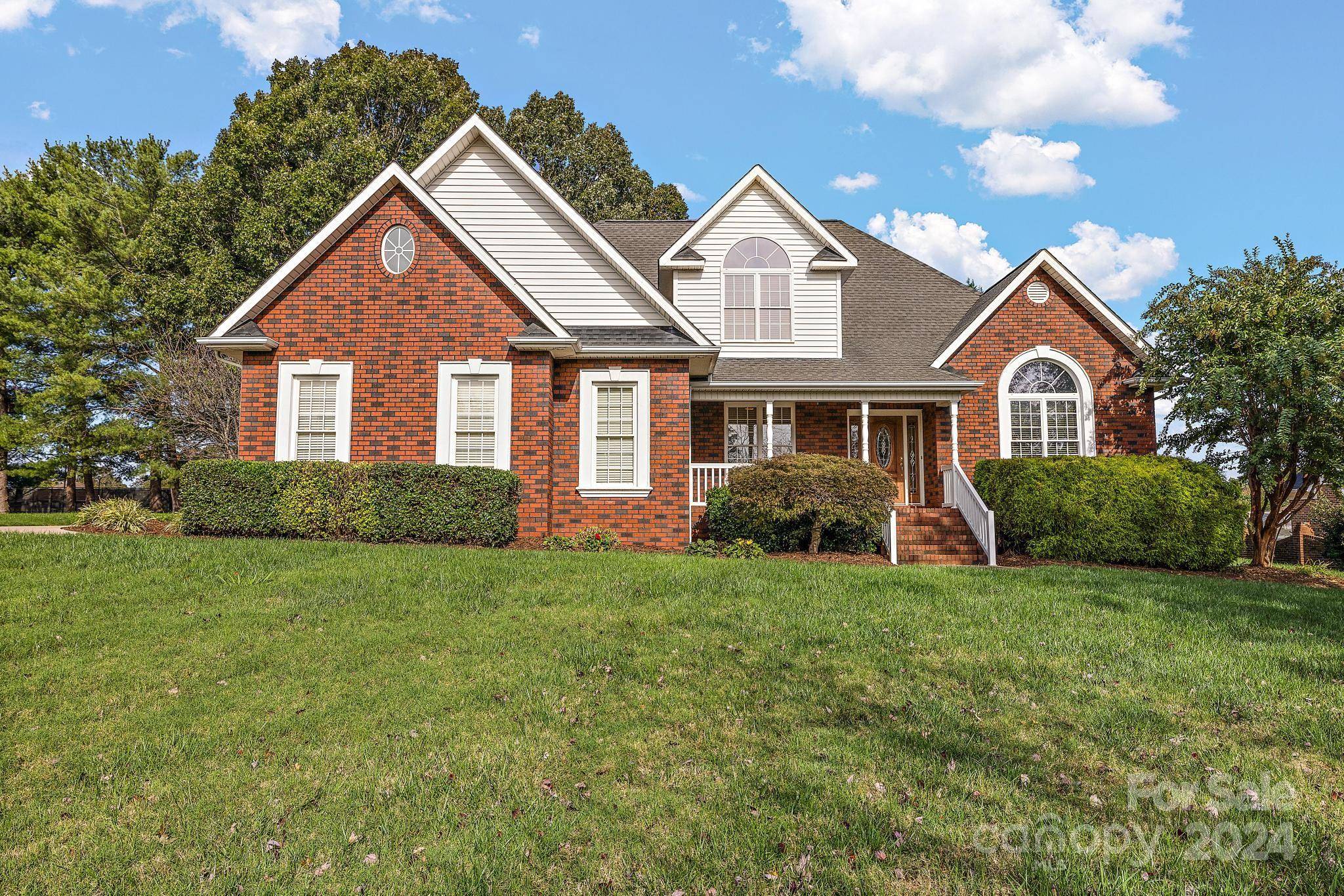 Conover, NC 28613,2488 Birdie LN NE