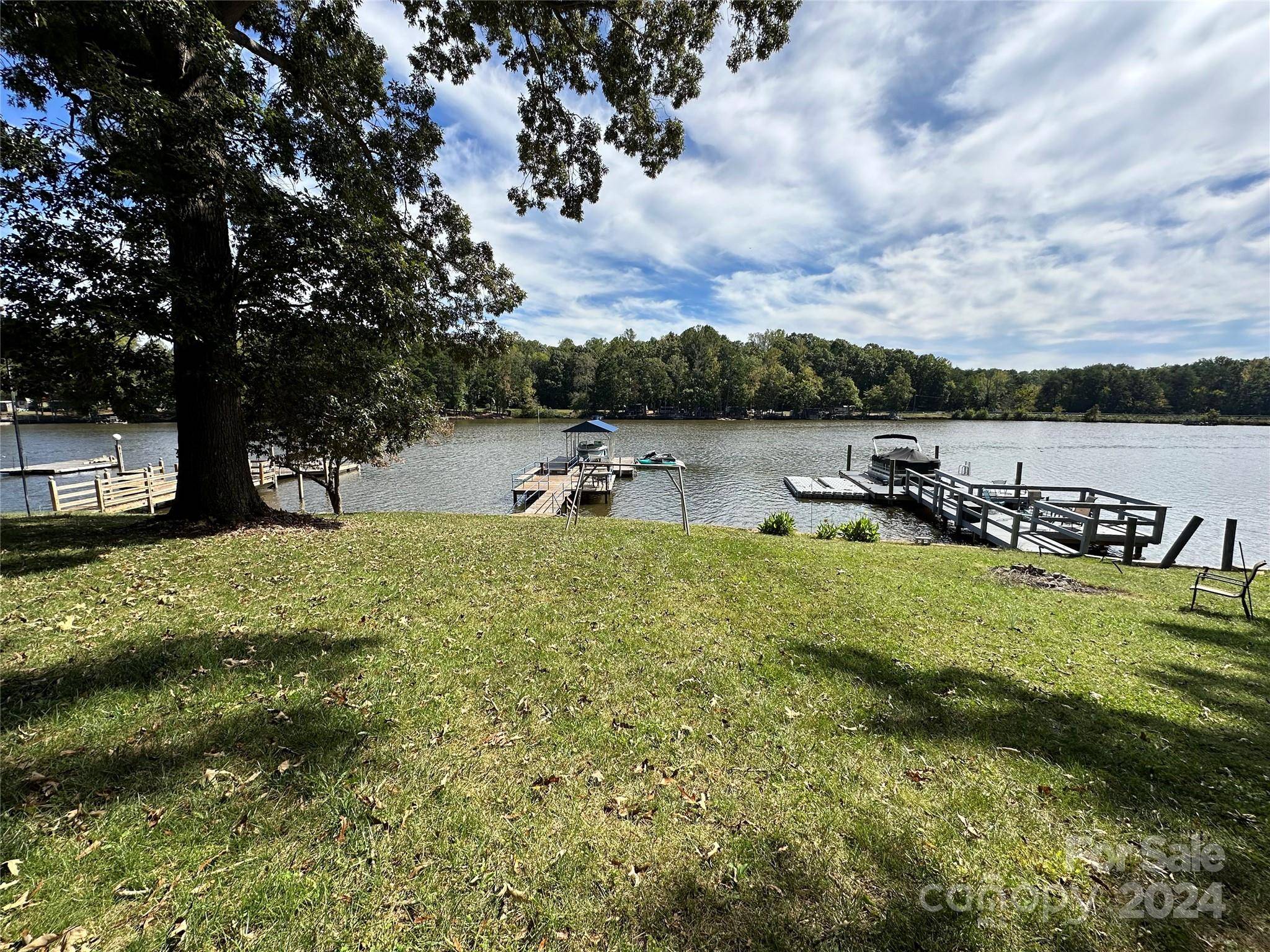 Salisbury, NC 28146,365 N Fisherman LN